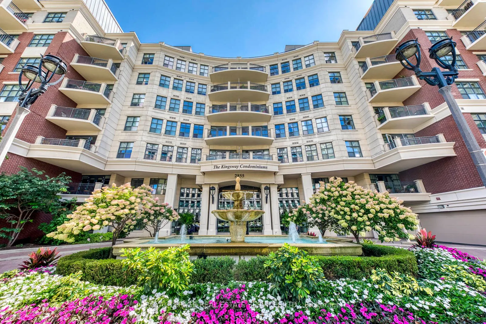 2855 Bloor Street W, #305