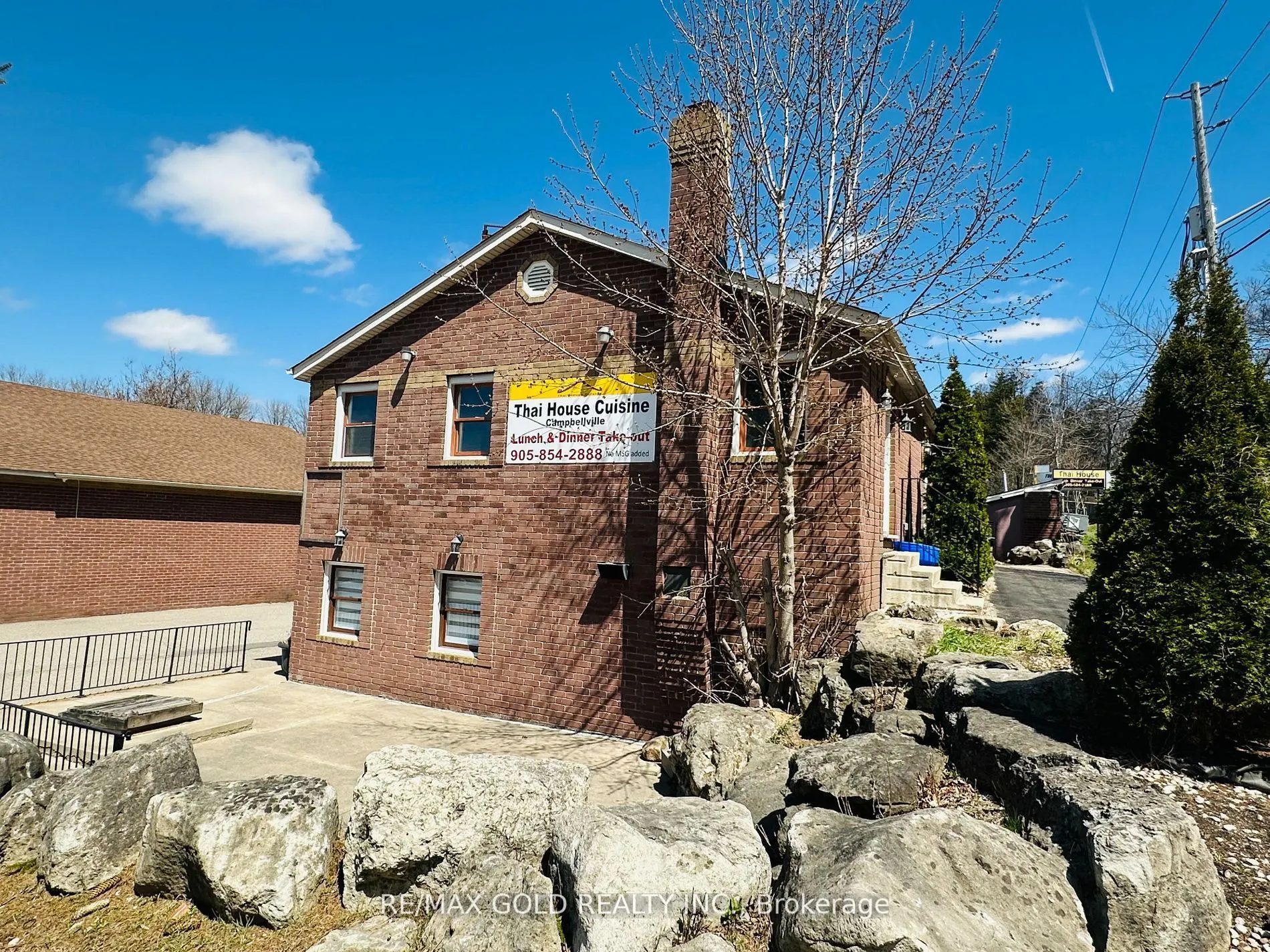 43 MAIN Street S, #2A