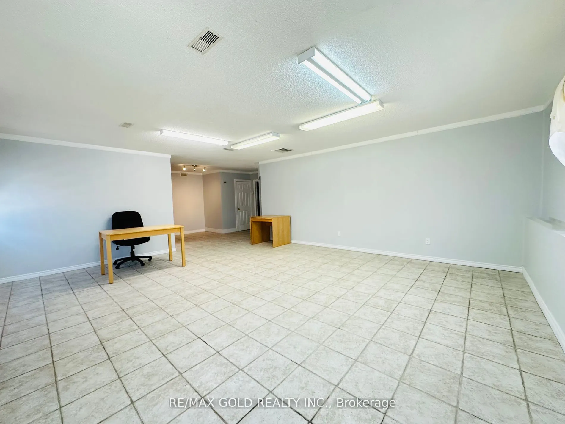 43 MAIN Street S, #2A