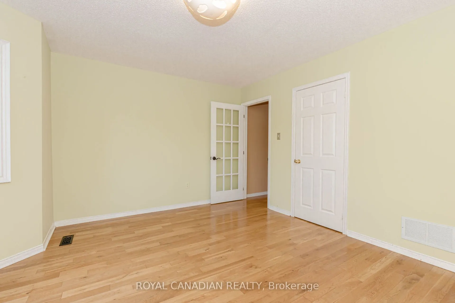 3940 Hazelridge Drive