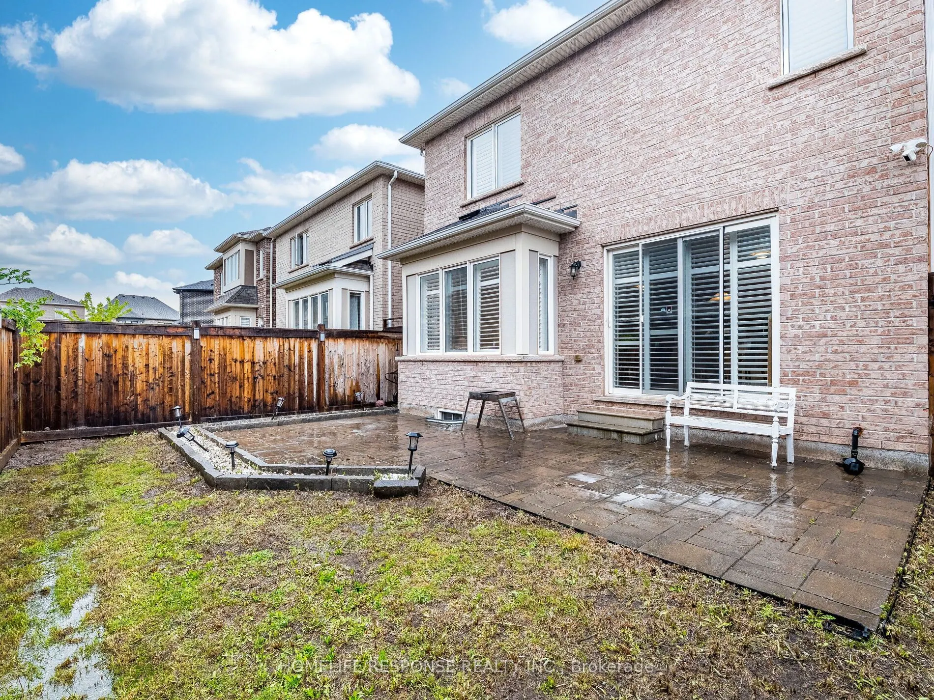 115 BEAVERIDGE Avenue W