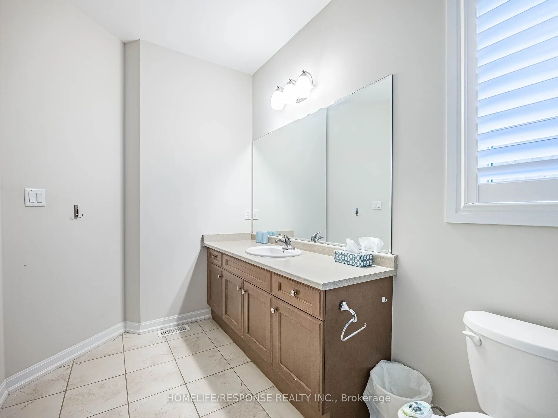 115 BEAVERIDGE Avenue W
