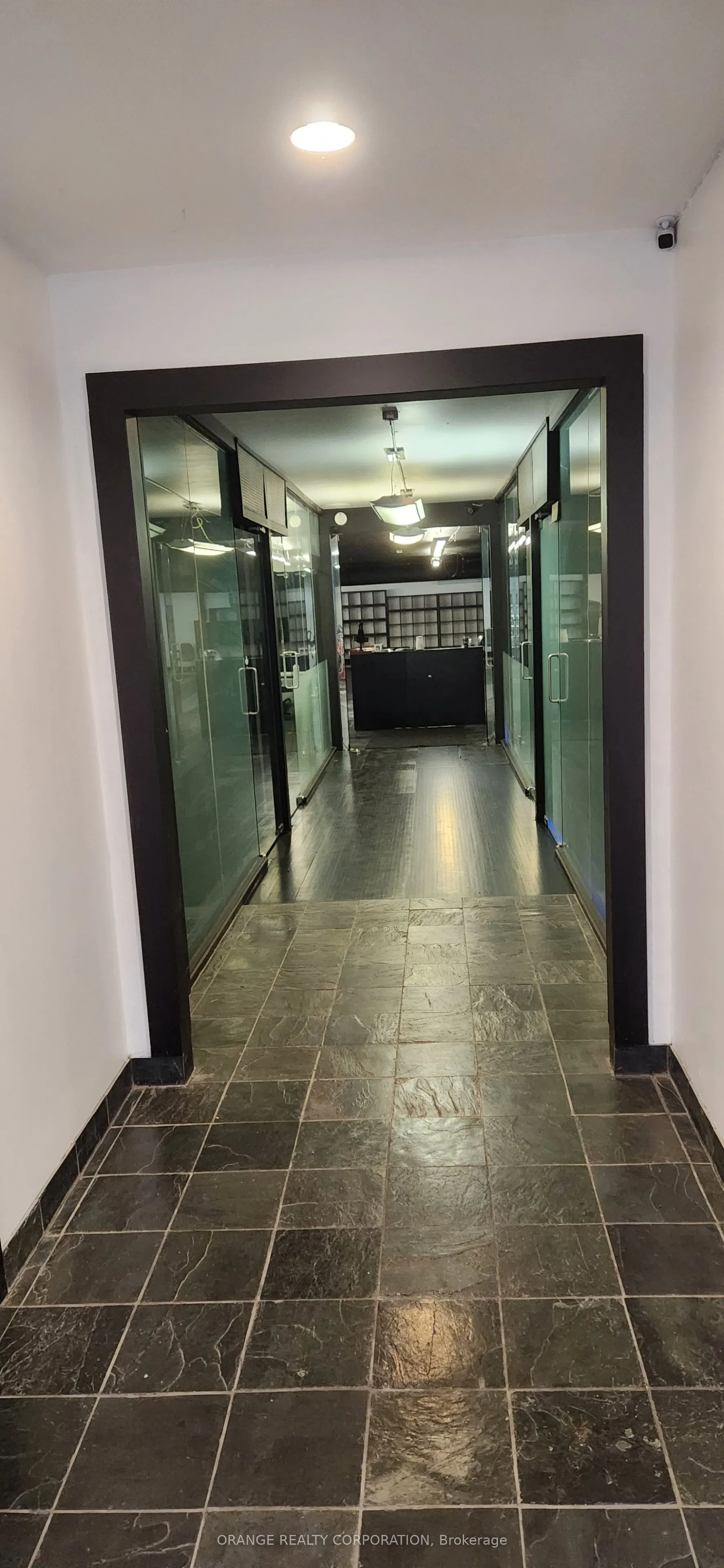 3299 Lake Shore Boulevard W, #102