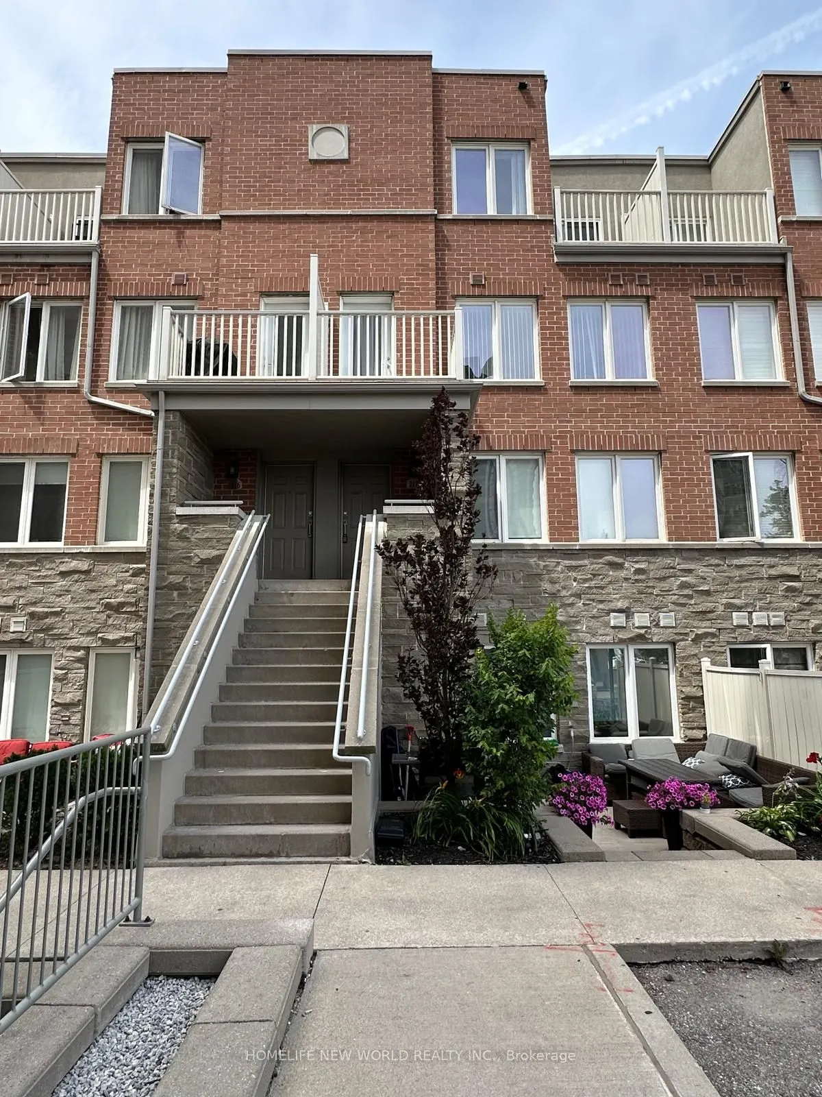 25 Richgrove Drive, #217