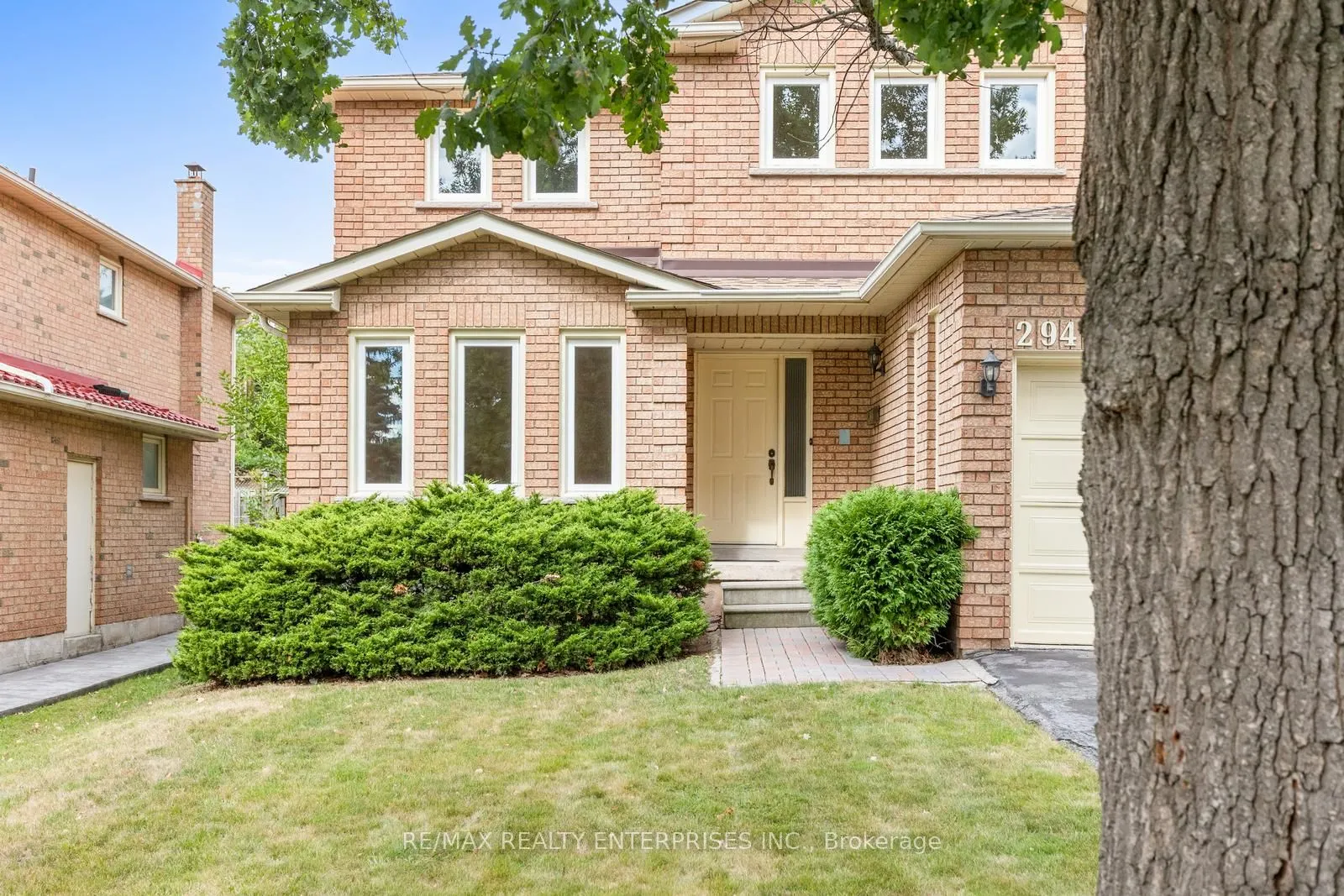 2941 Caradoc Lane