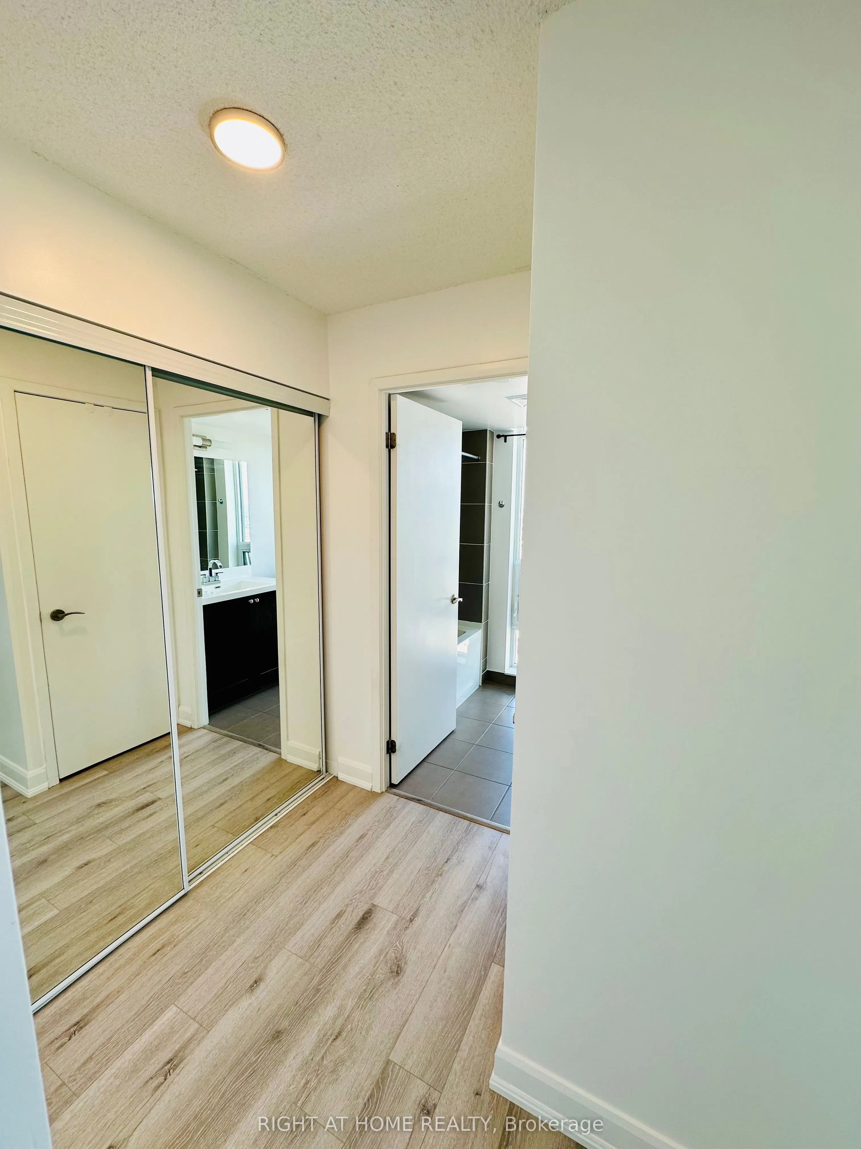 830 Lawrence Avenue W, #2004