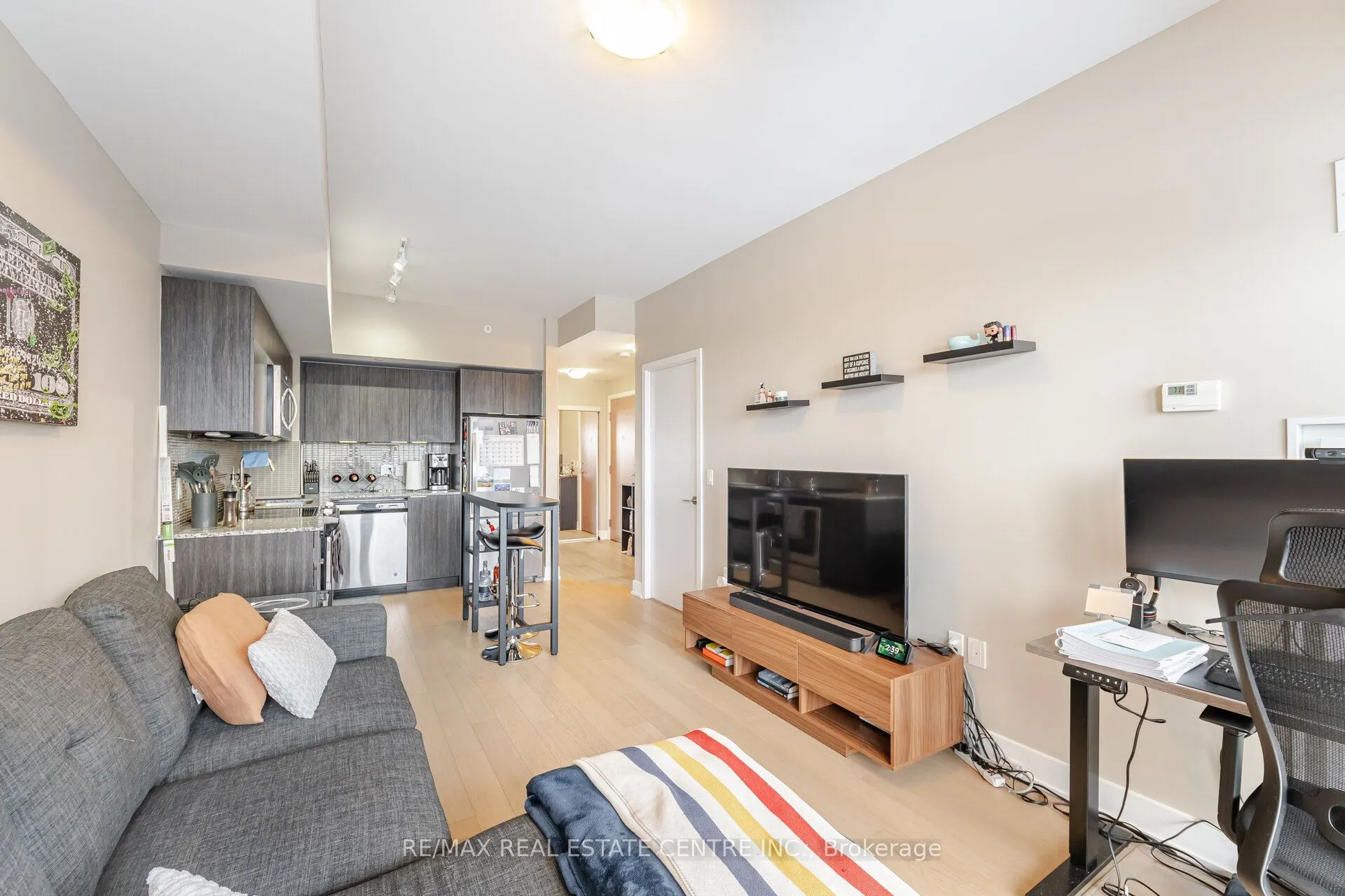 30 Shore Breeze Drive, #2622