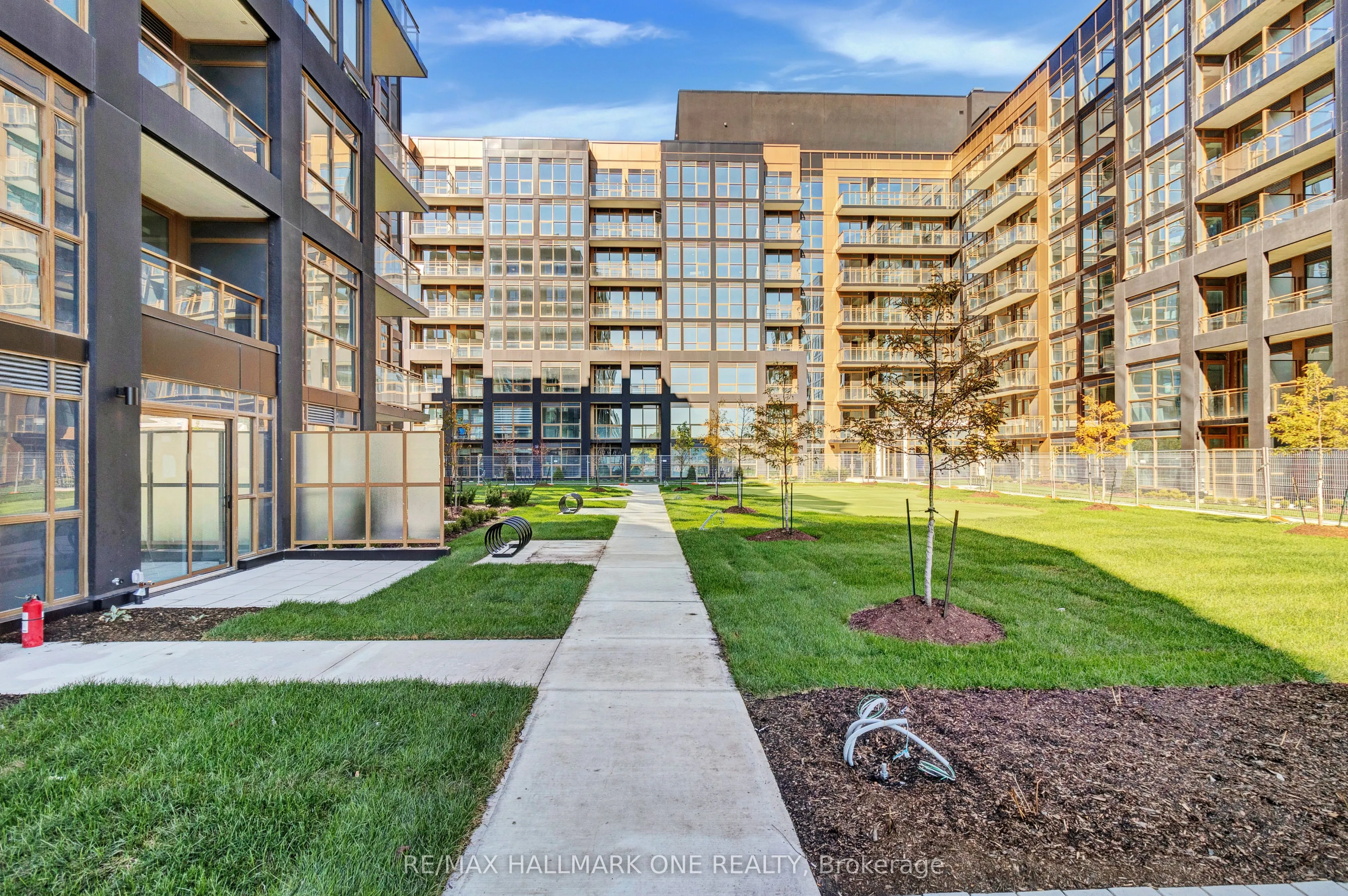 2343 Khalsa Gate, #413
