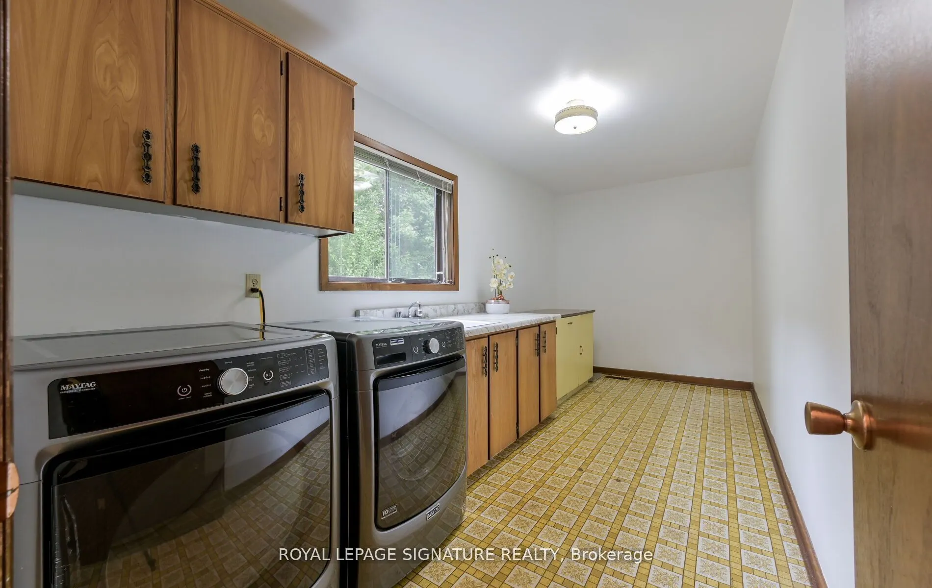 172 Glenview Drive