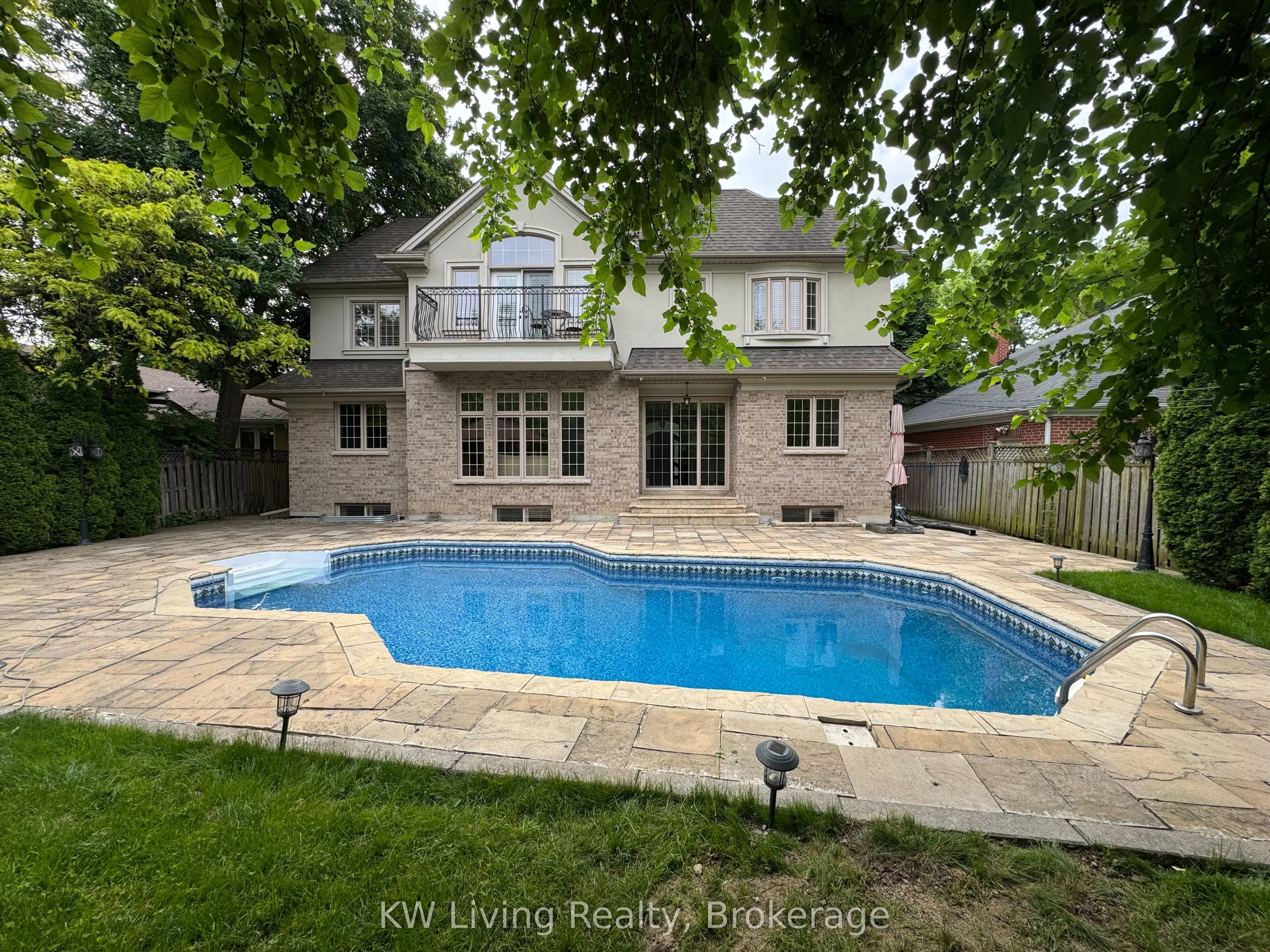 70 Hartfield Road