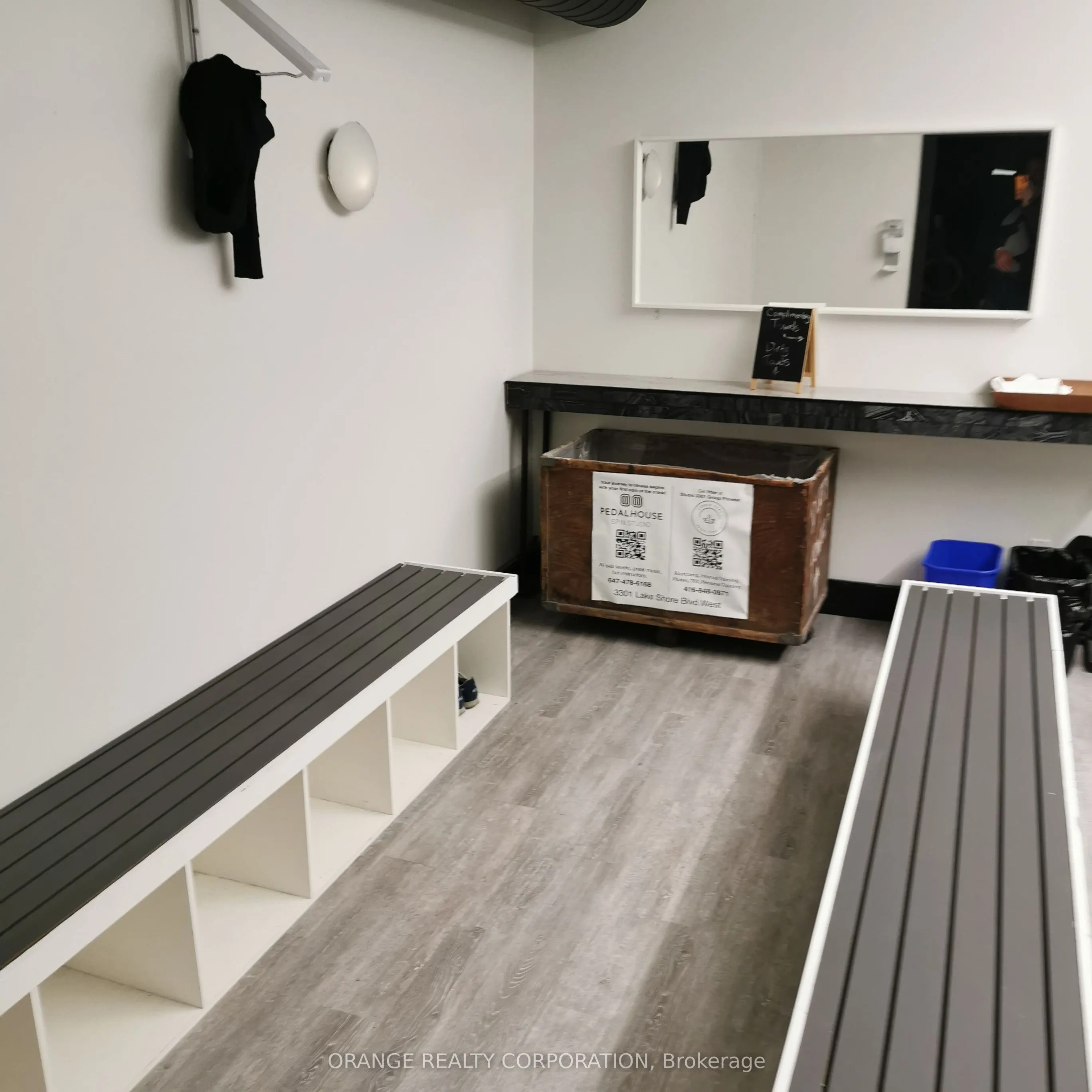 3299 Lake Shore Boulevard W, #103