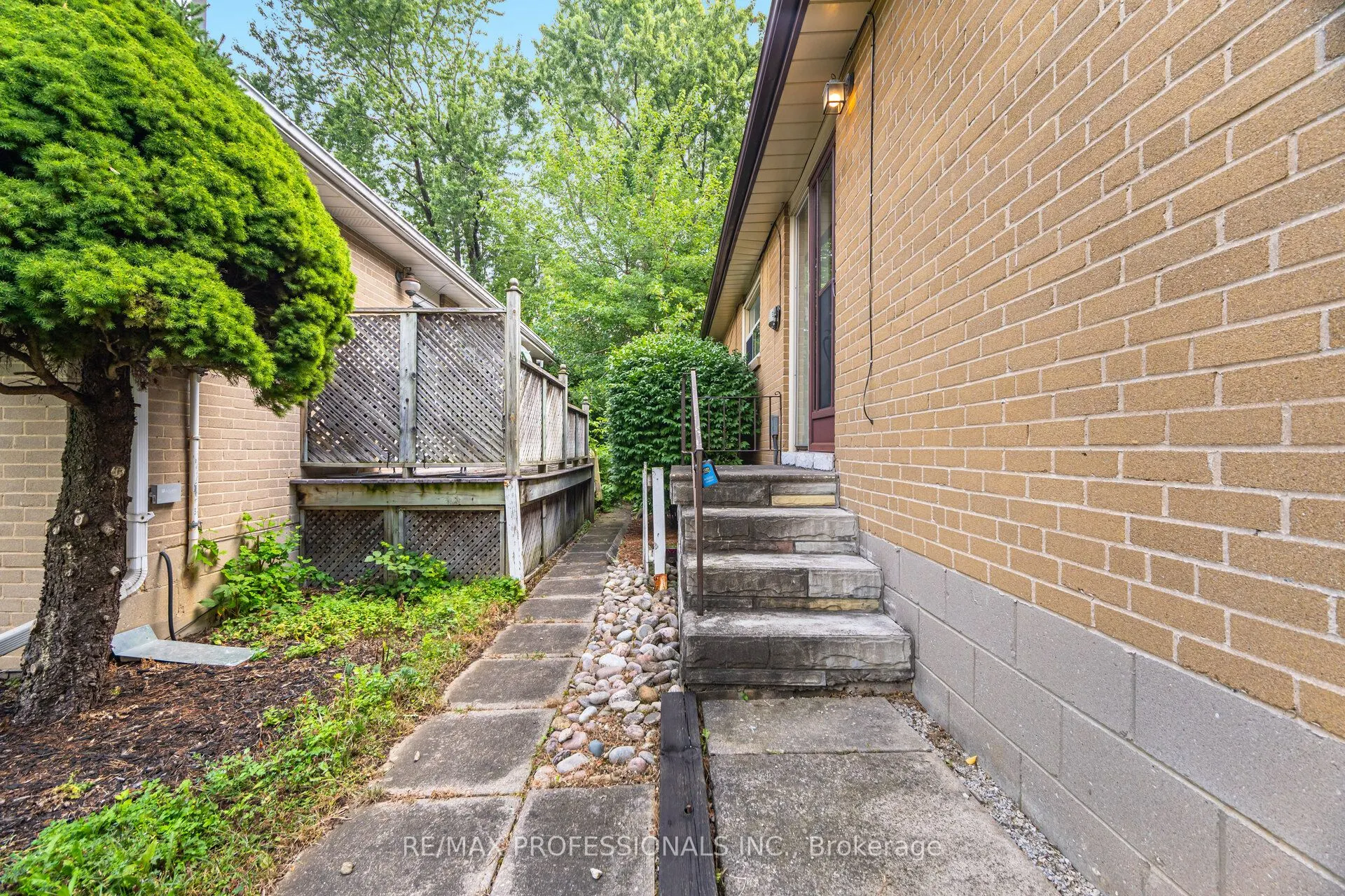23 Cotman Crescent