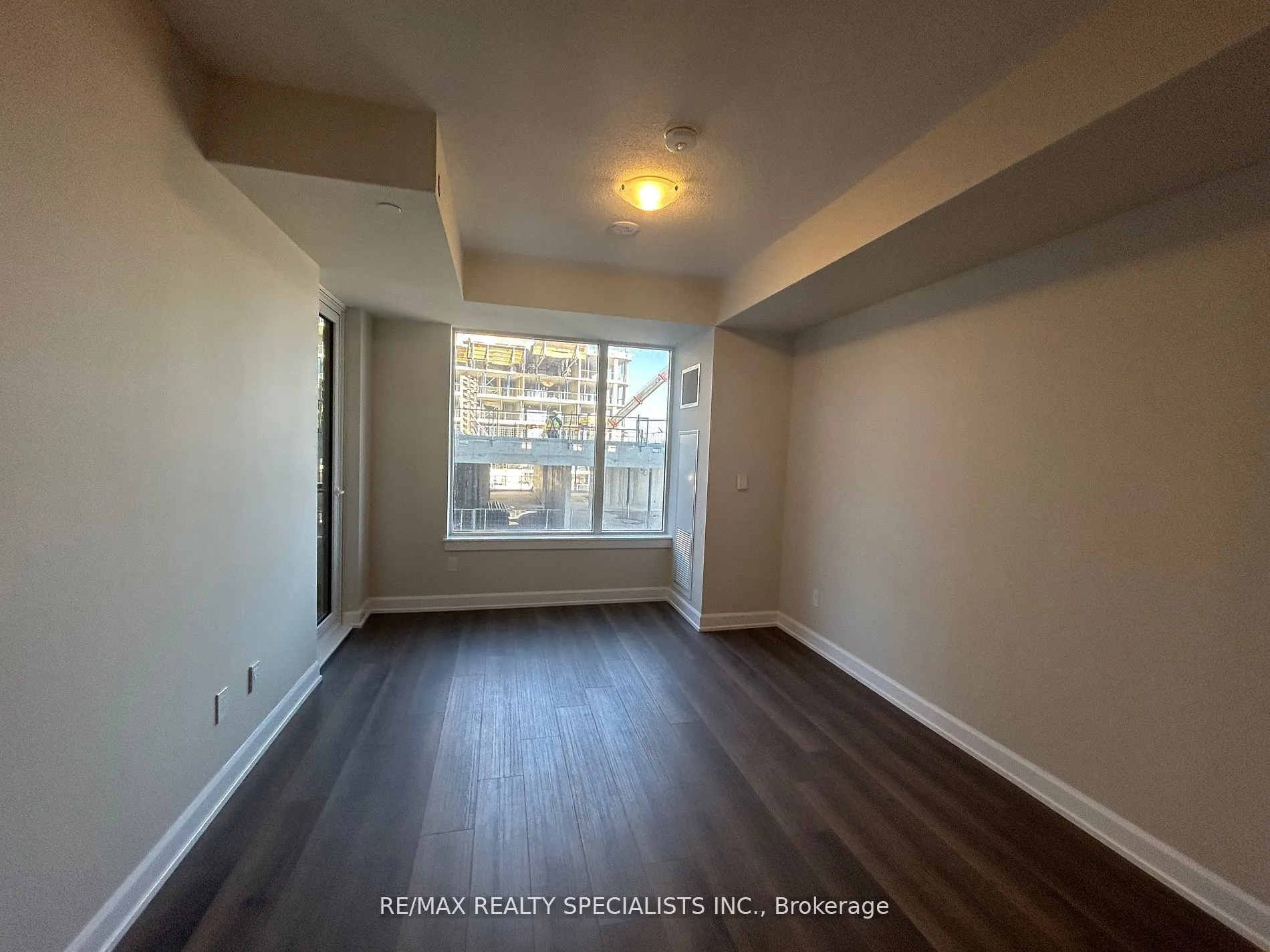 3220 William Colston Avenue, #519