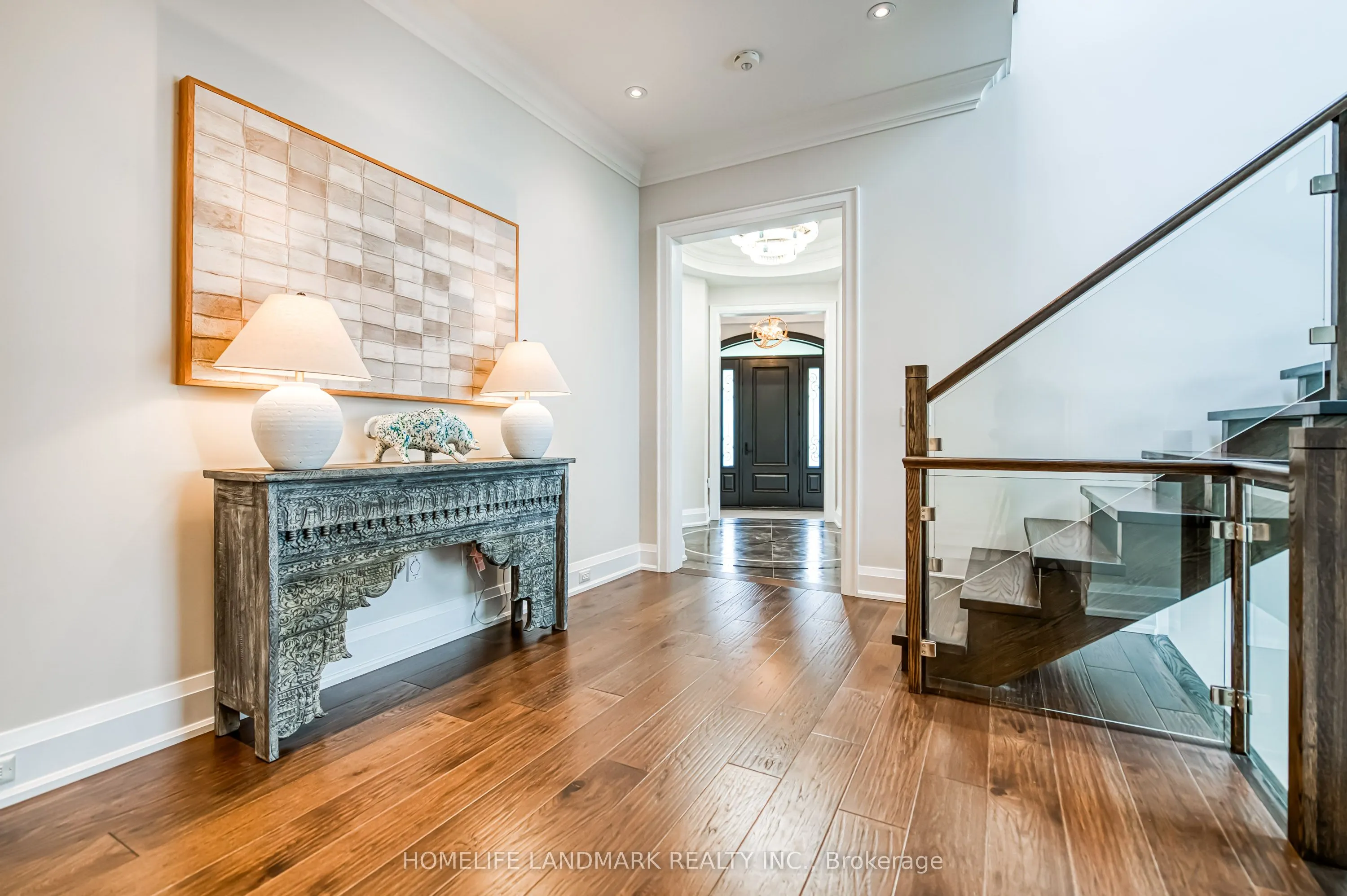1199 Lakeshore Road W