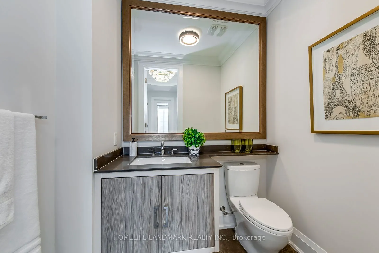 1199 Lakeshore Road W