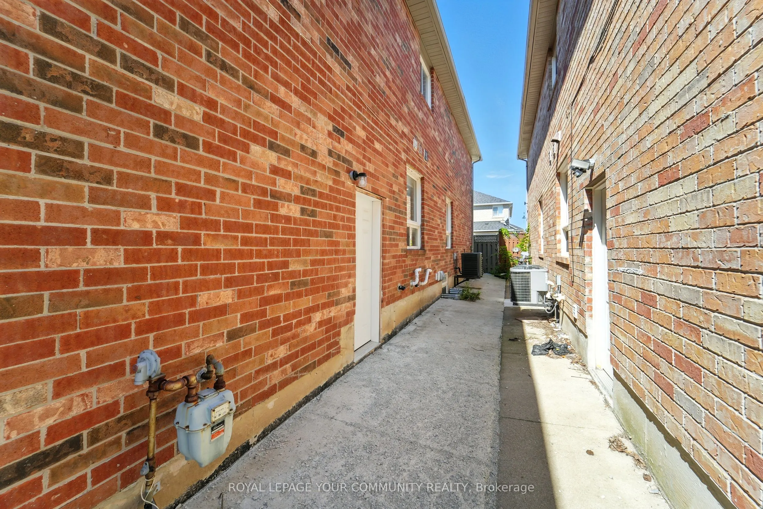 20 Capistro Street