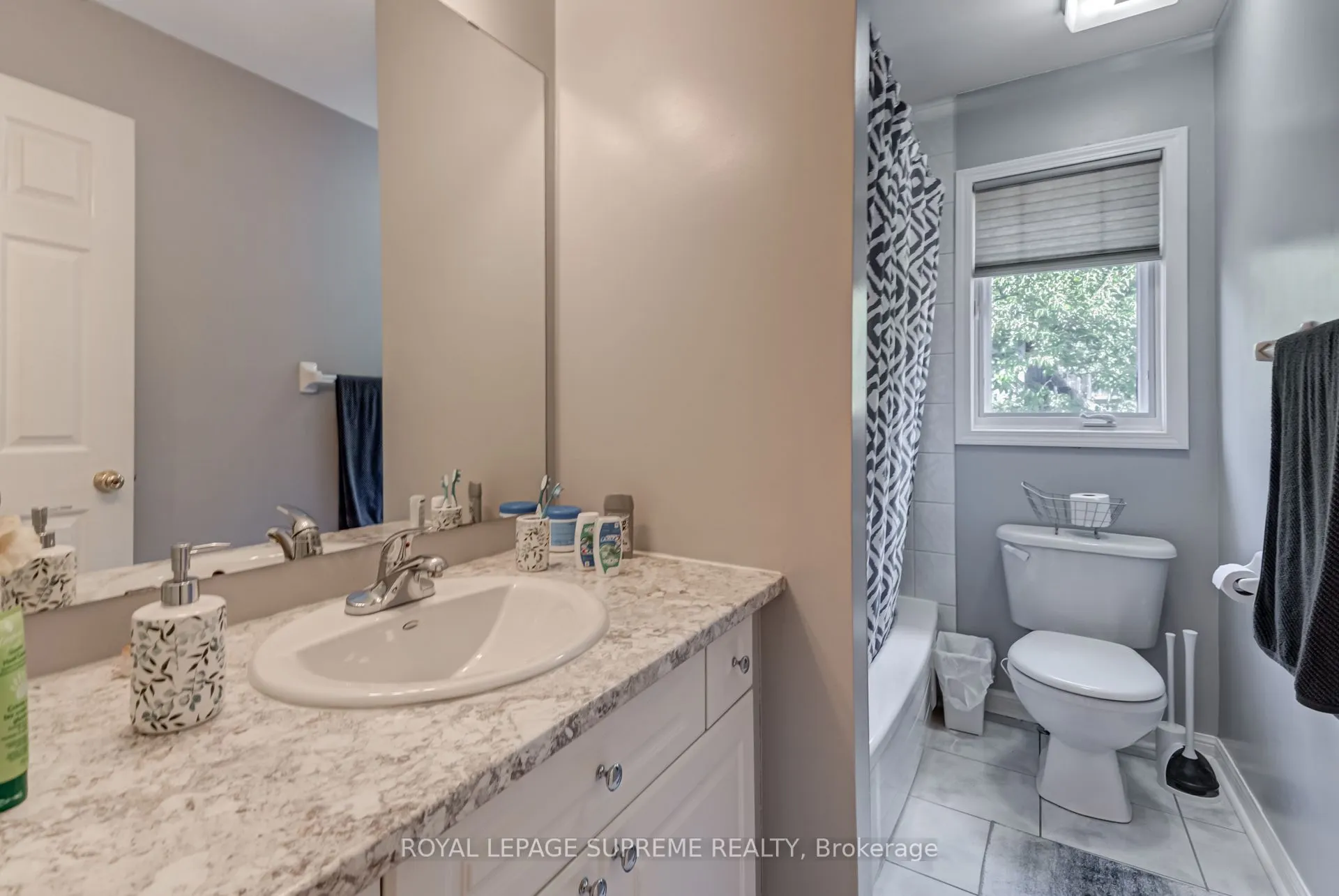 3241 High Springs Crescent