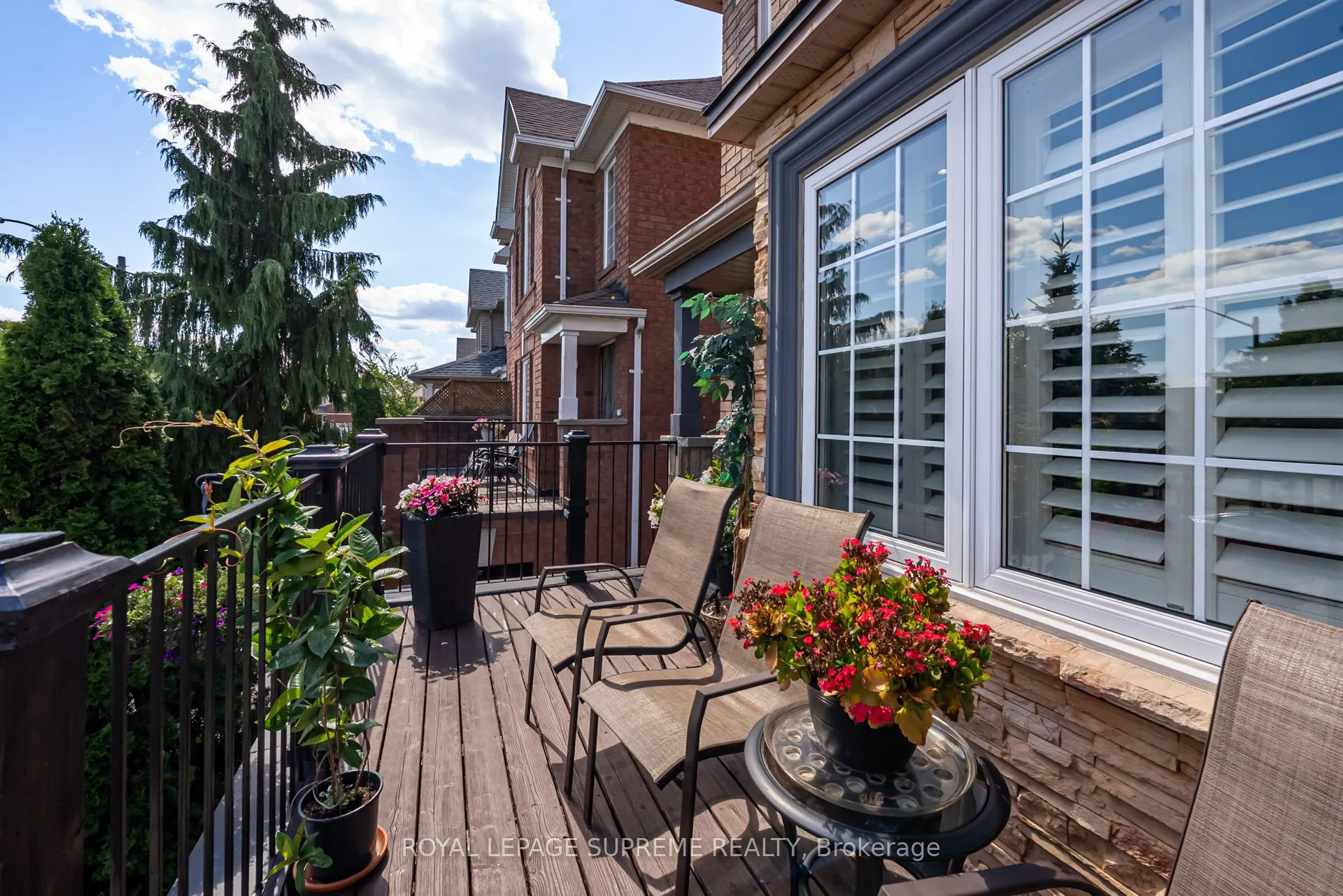3241 High Springs Crescent
