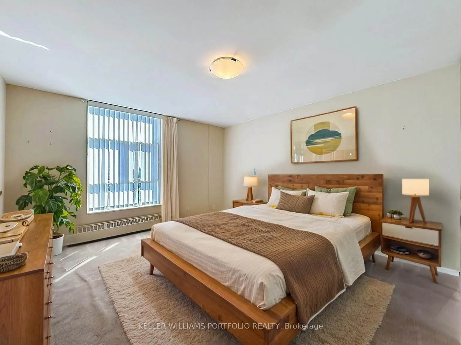 44 Longbourne Drive, #404