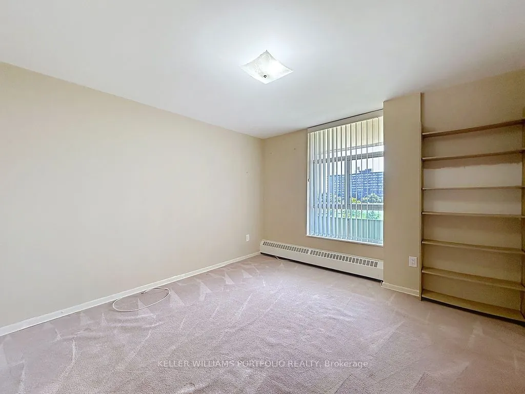44 Longbourne Drive, #404