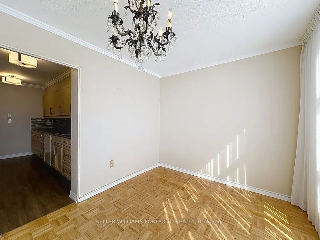 44 Longbourne Drive, #404