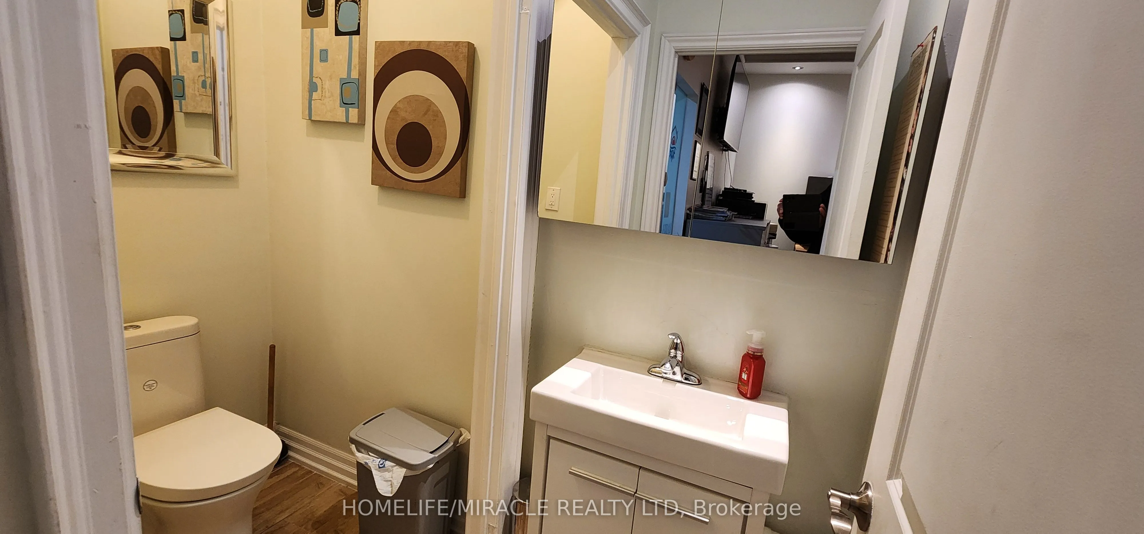2400 Wyecroft Road, #13
