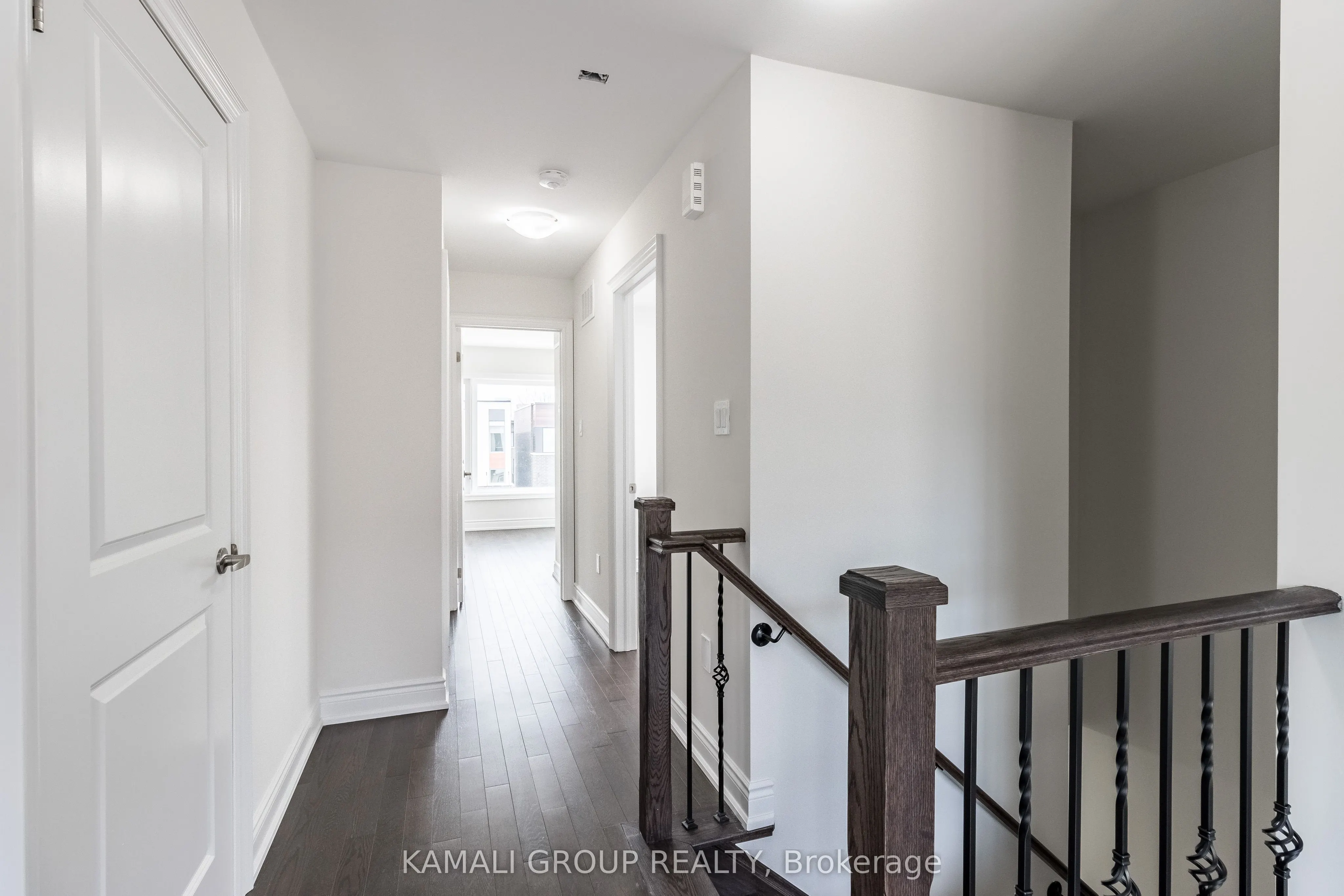 3 Wild Rose Gardens, #UPPER