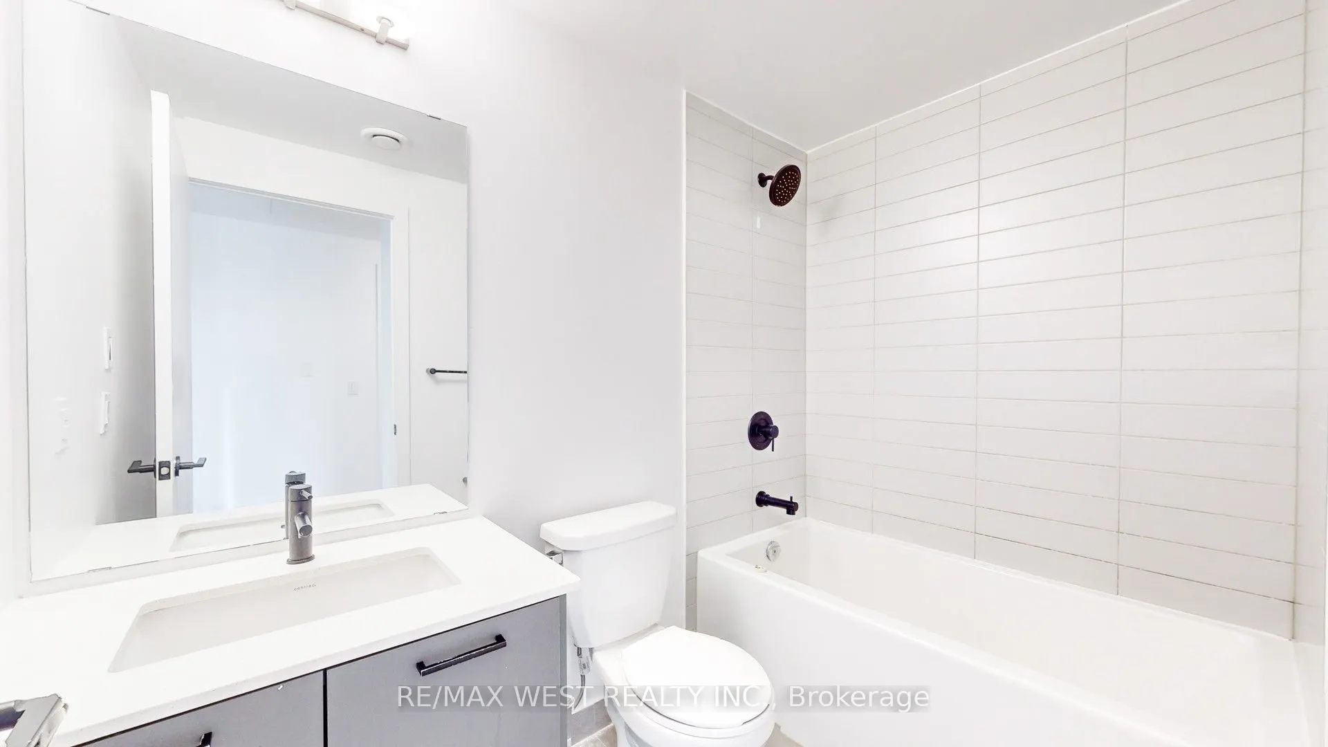2300 St Clair Avenue W, #211
