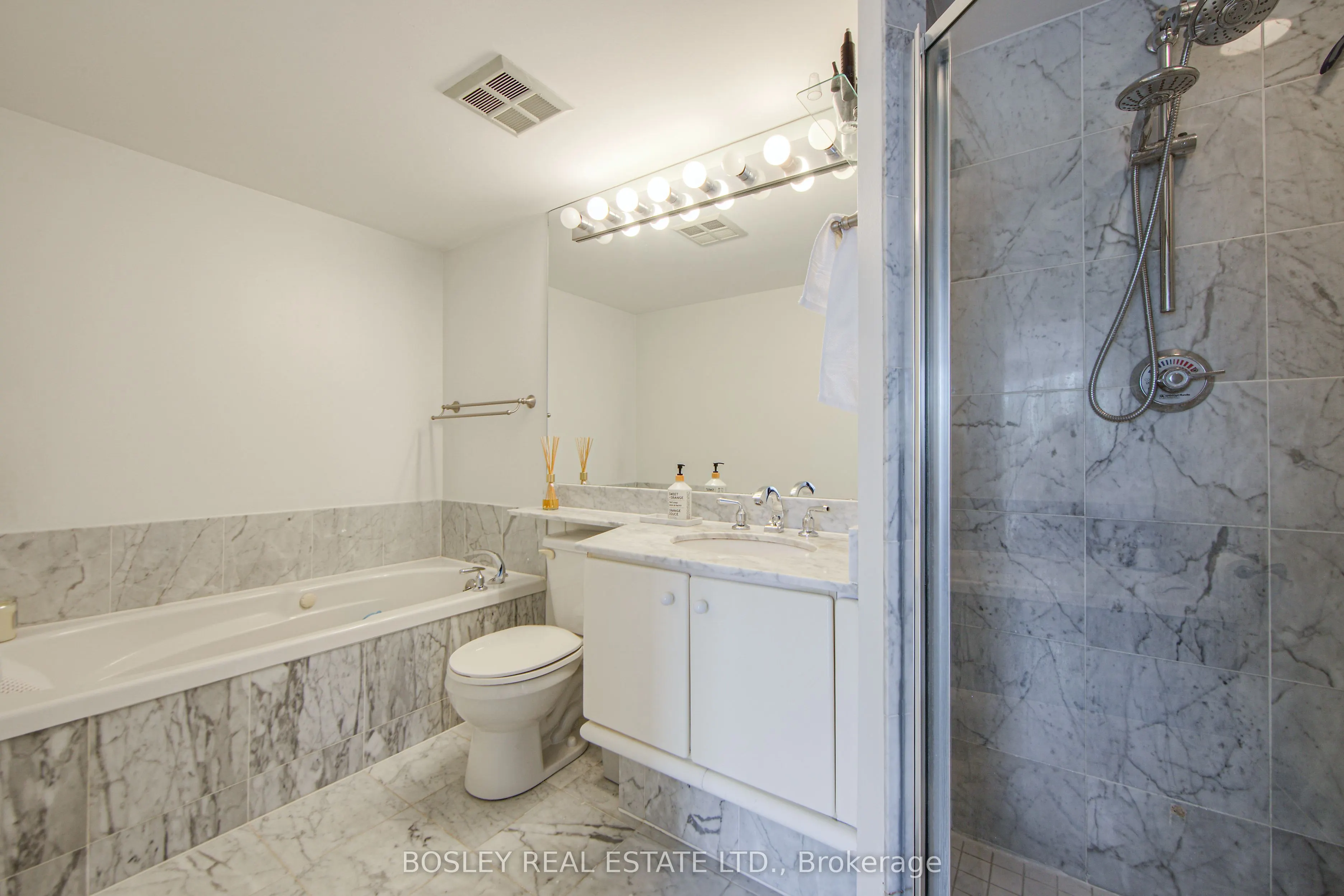 2285 Lake Shore Boulevard W, #310