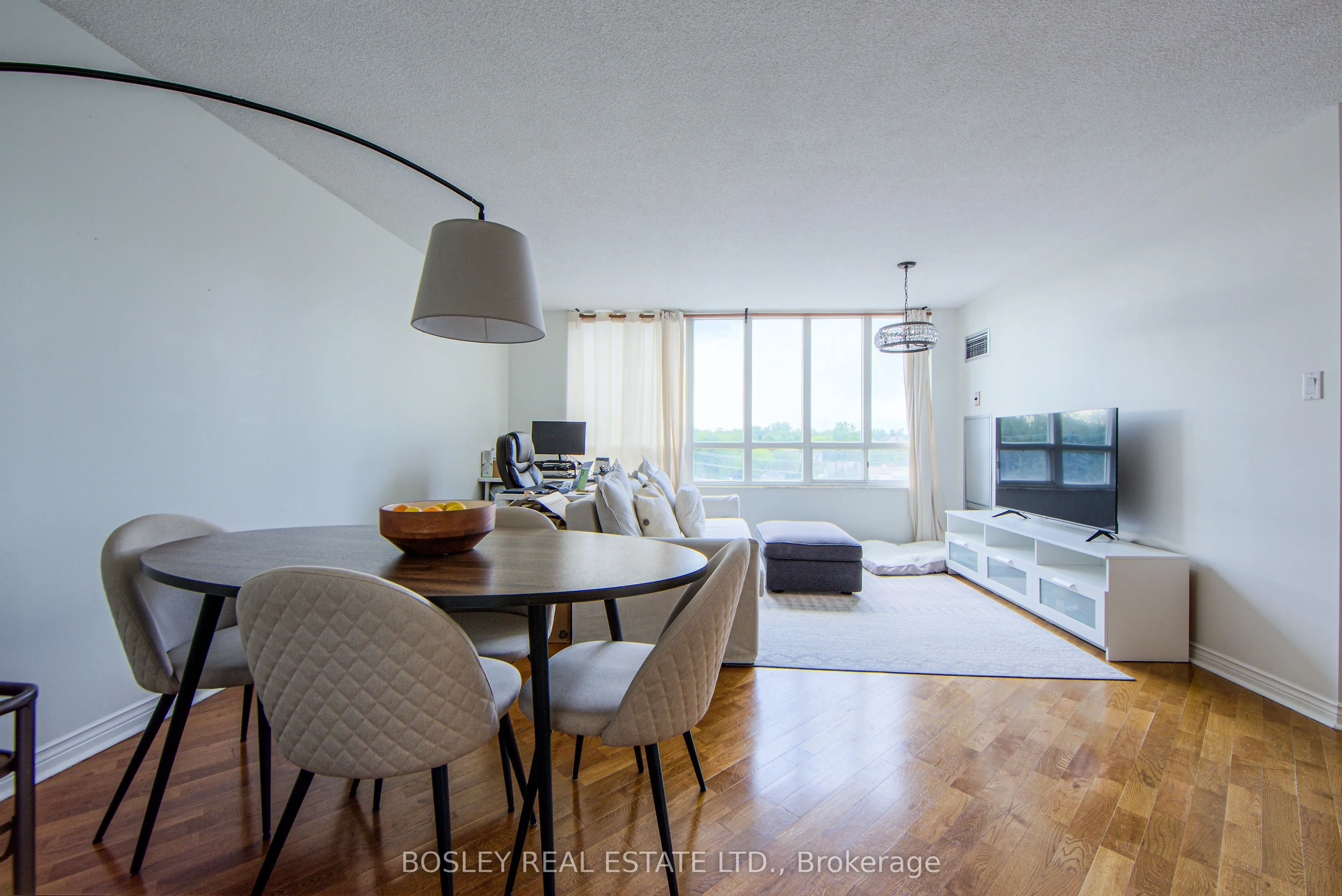 2285 Lake Shore Boulevard W, #310