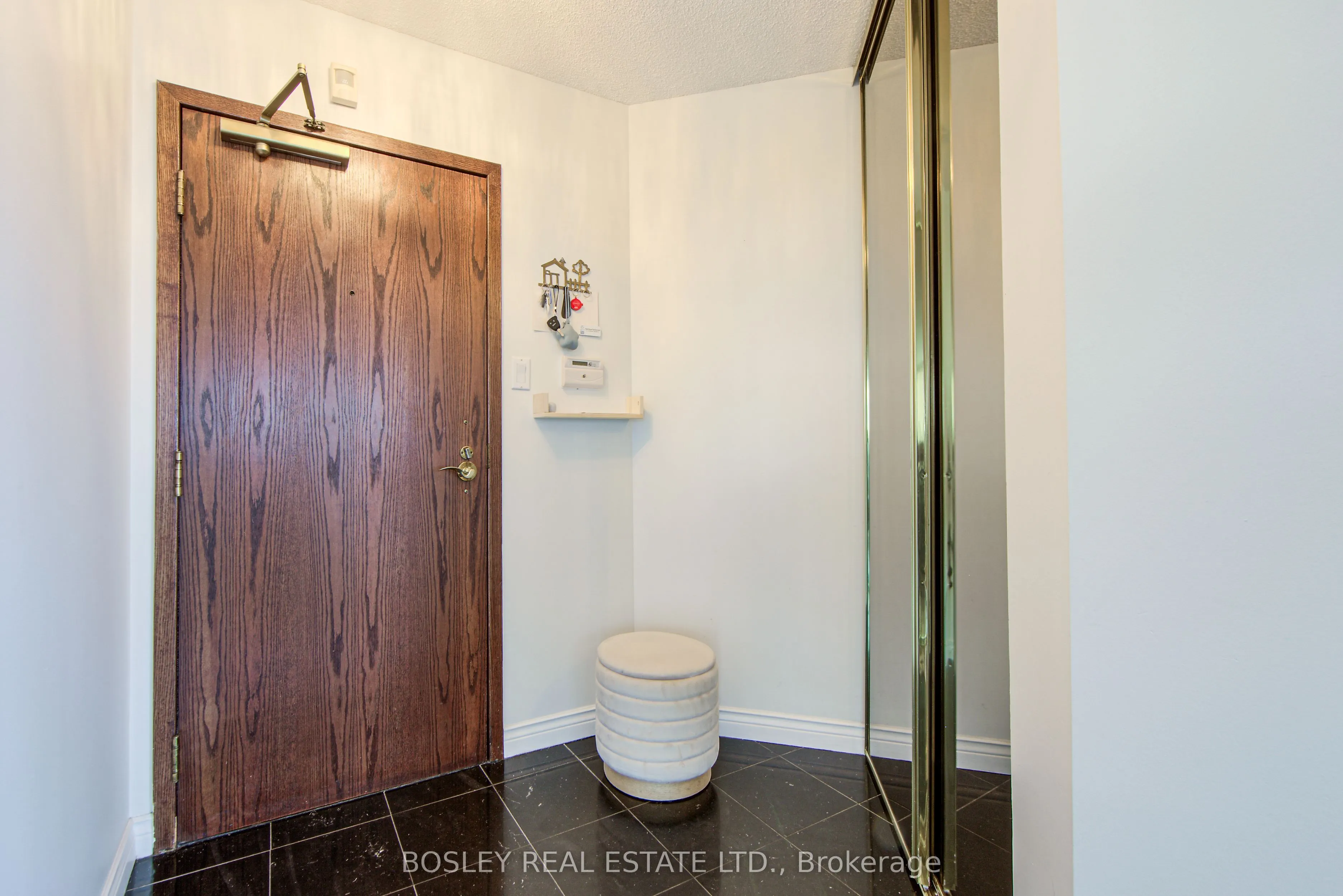 2285 Lake Shore Boulevard W, #310