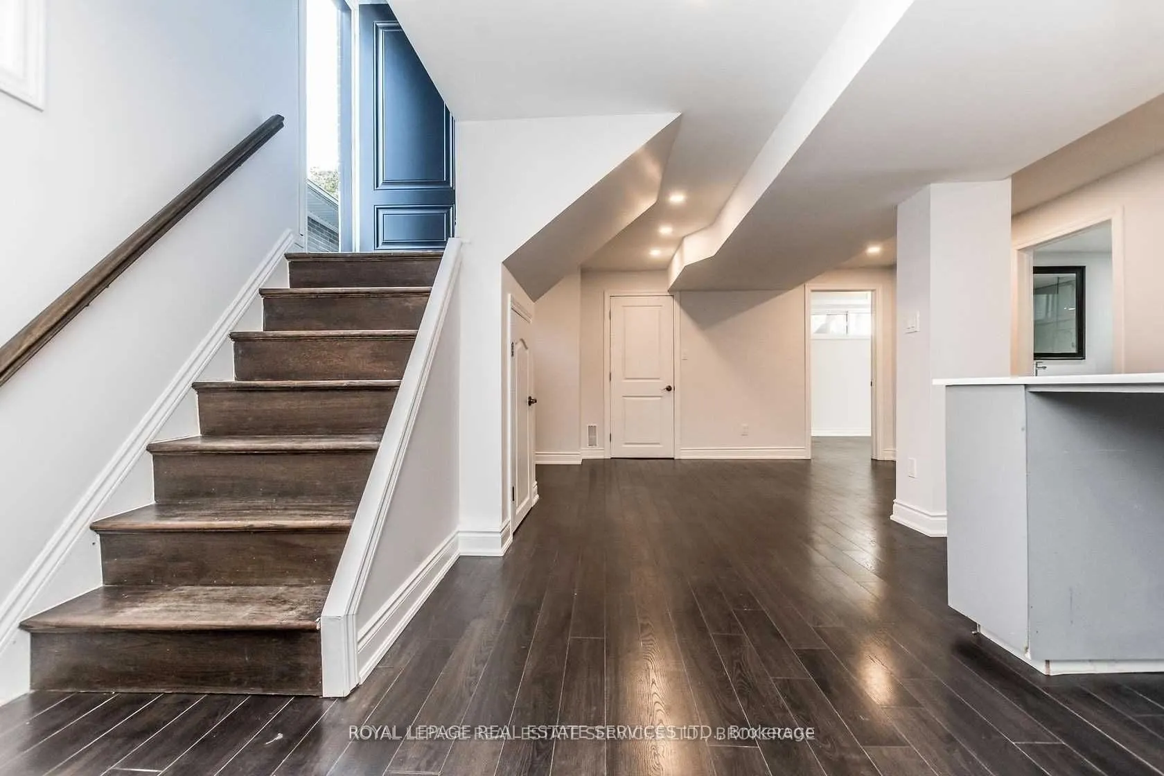 56 Hagersville Court, #Lower