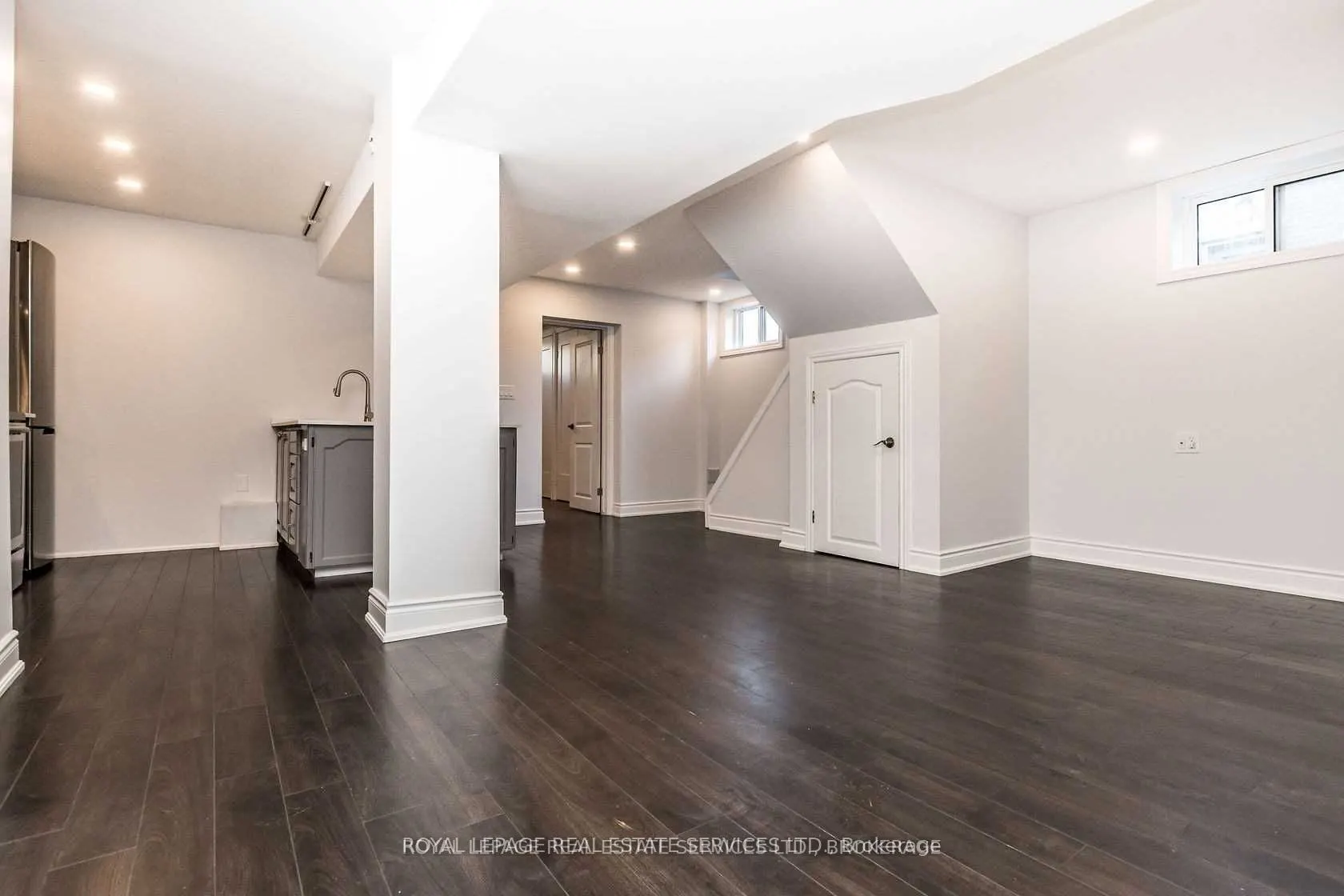 56 Hagersville Court, #Lower
