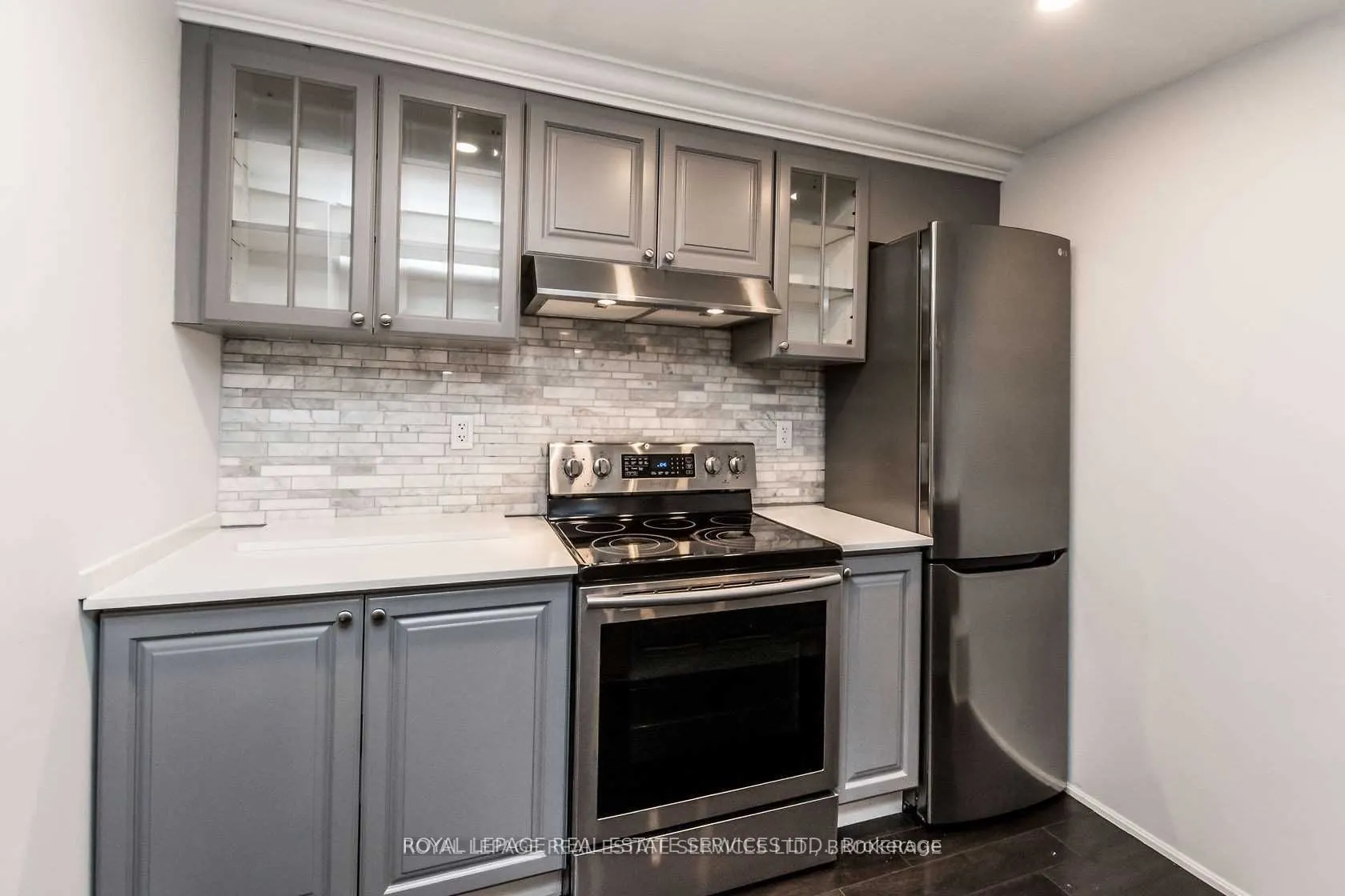 56 Hagersville Court, #Lower