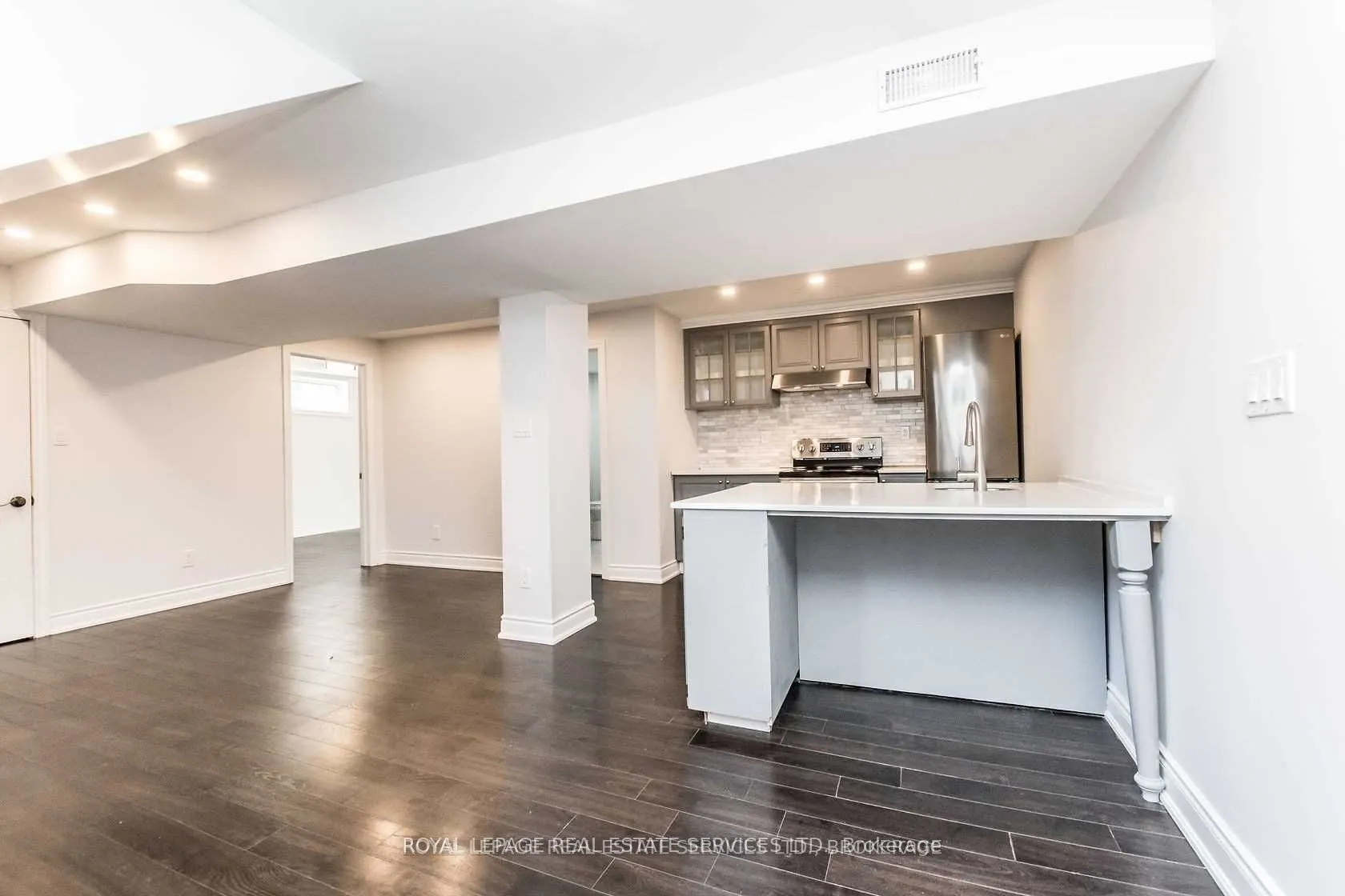 56 Hagersville Court, #Lower