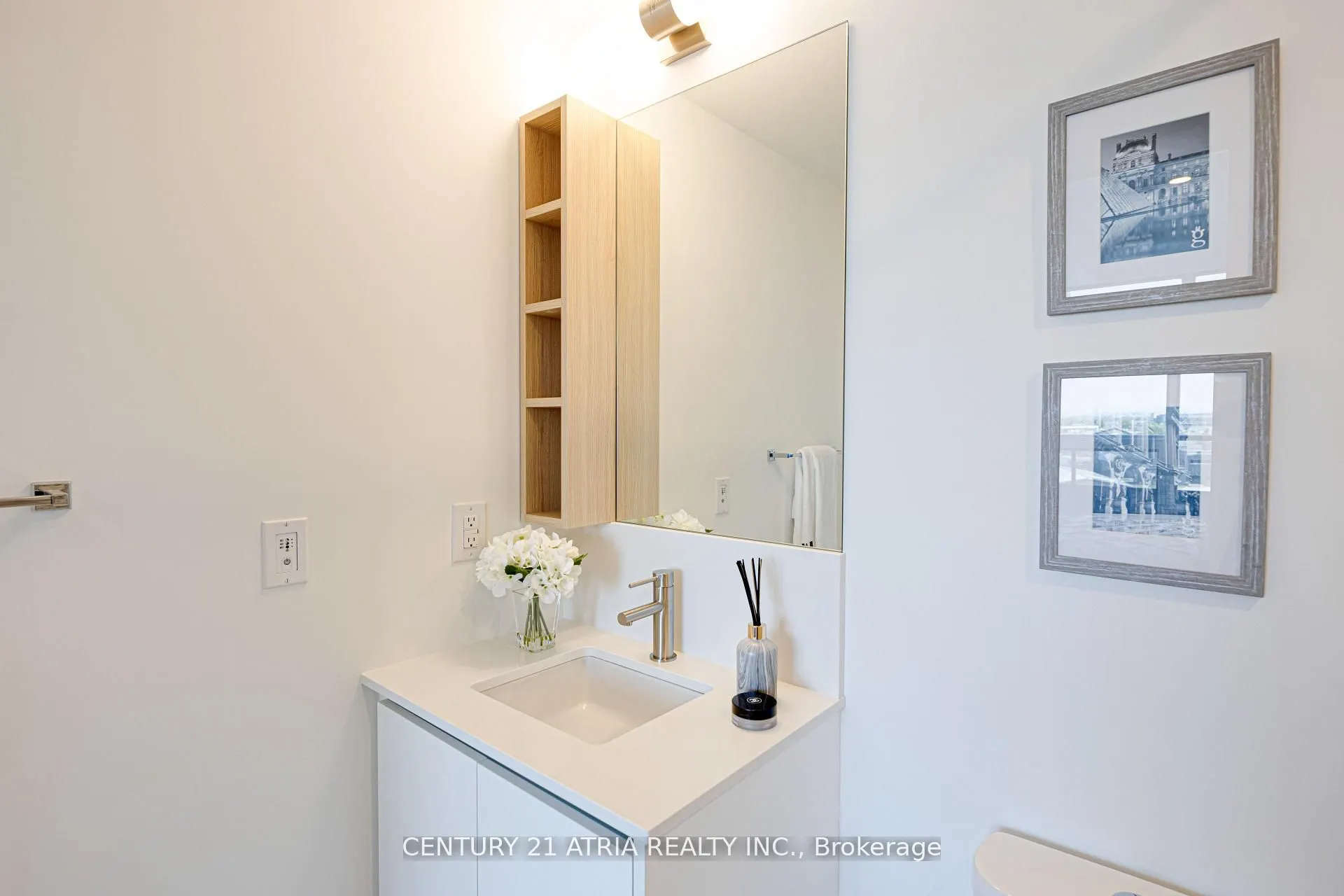 1100 Sheppard Avenue W, #822