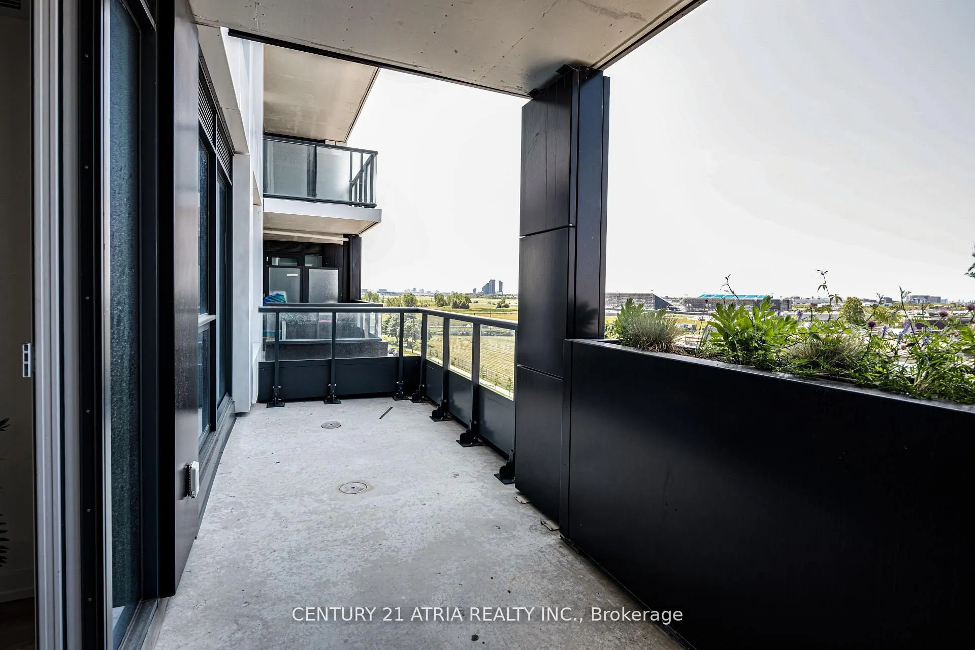1100 Sheppard Avenue W, #822