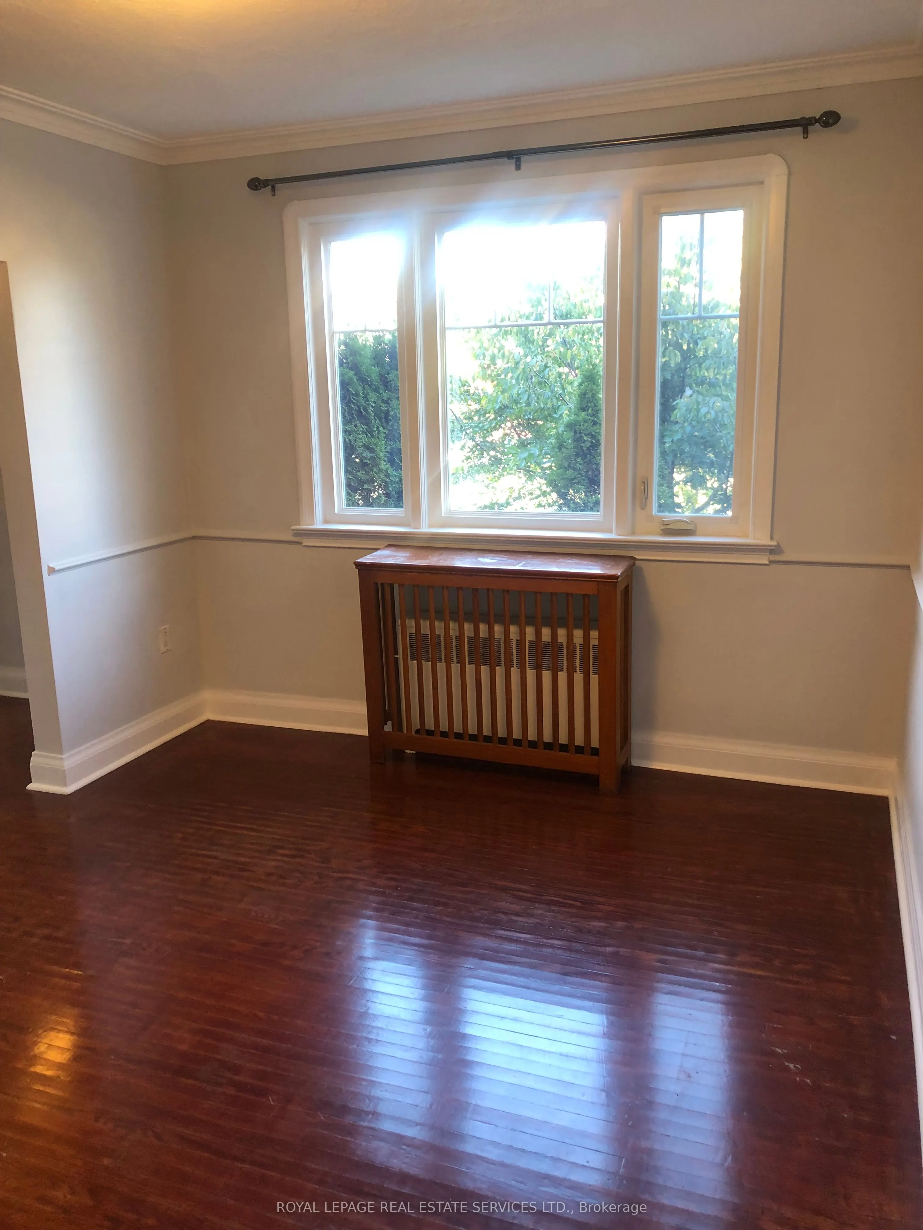 1 Ash Crescent, #Main Fl