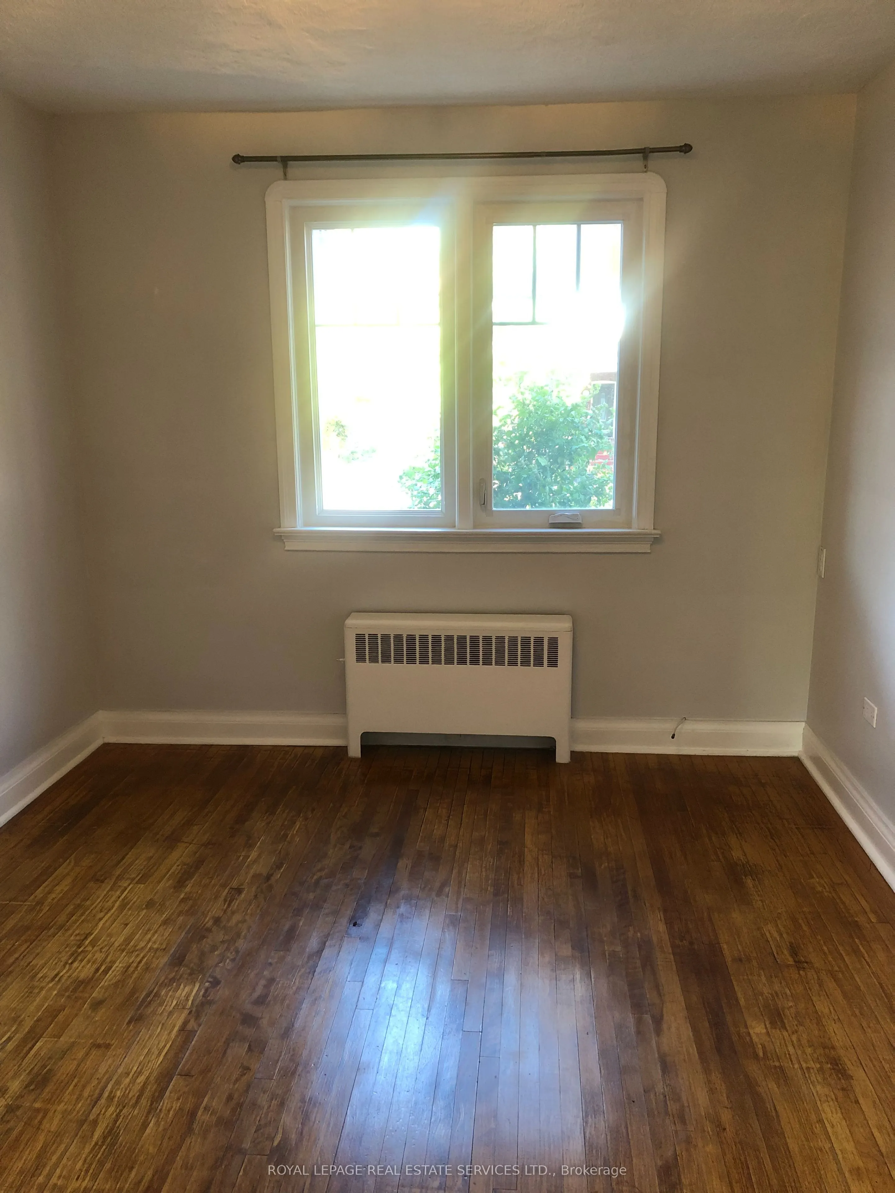 1 Ash Crescent, #Main Fl
