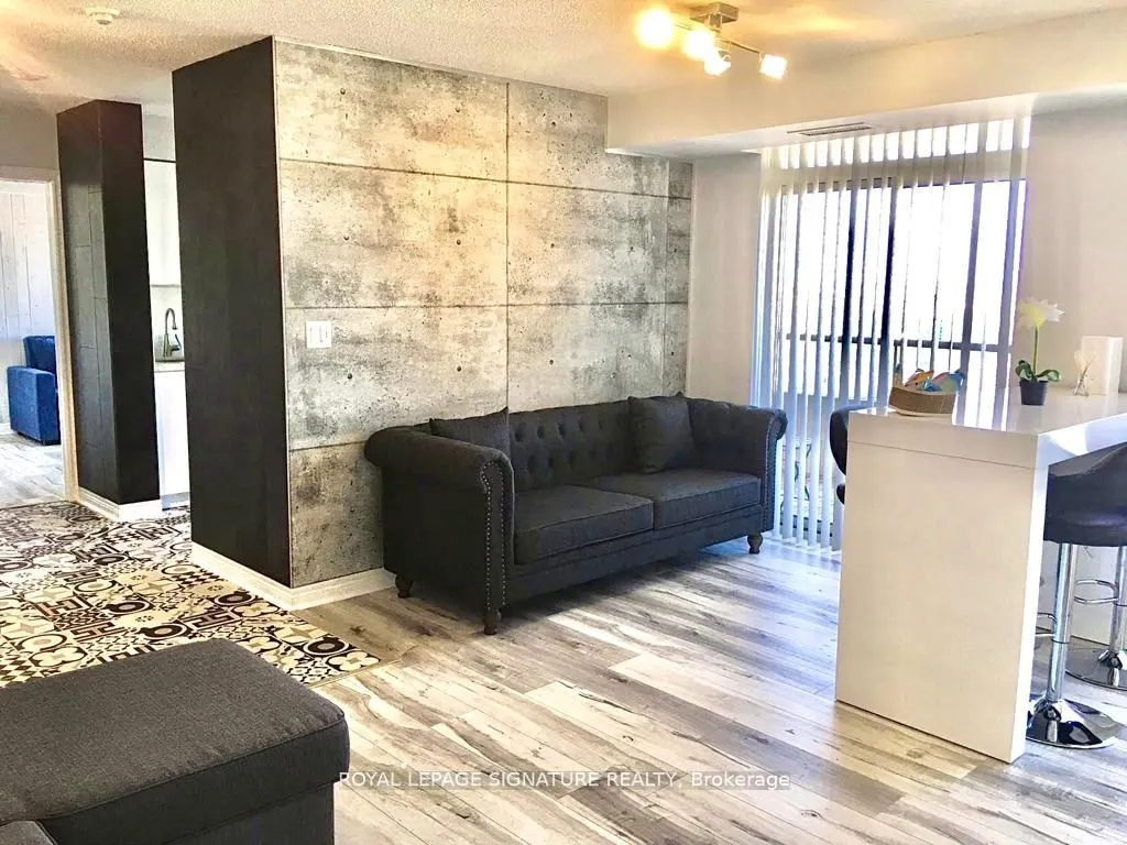 310 Burnhamthorpe Road W, #3306