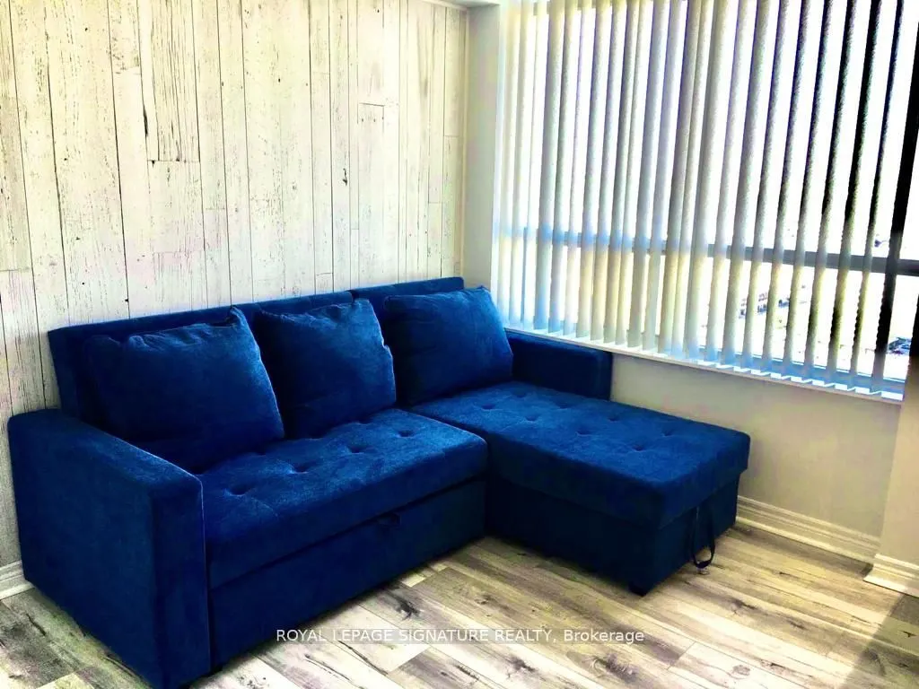 310 Burnhamthorpe Road W, #3306
