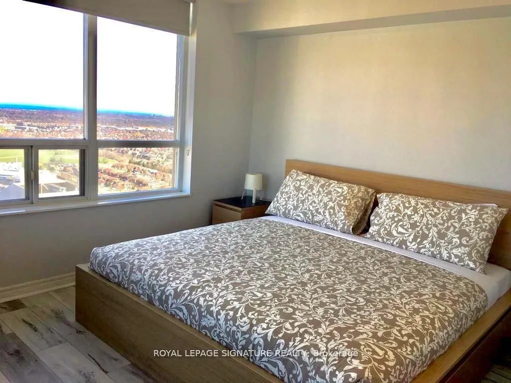 310 Burnhamthorpe Road W, #3306