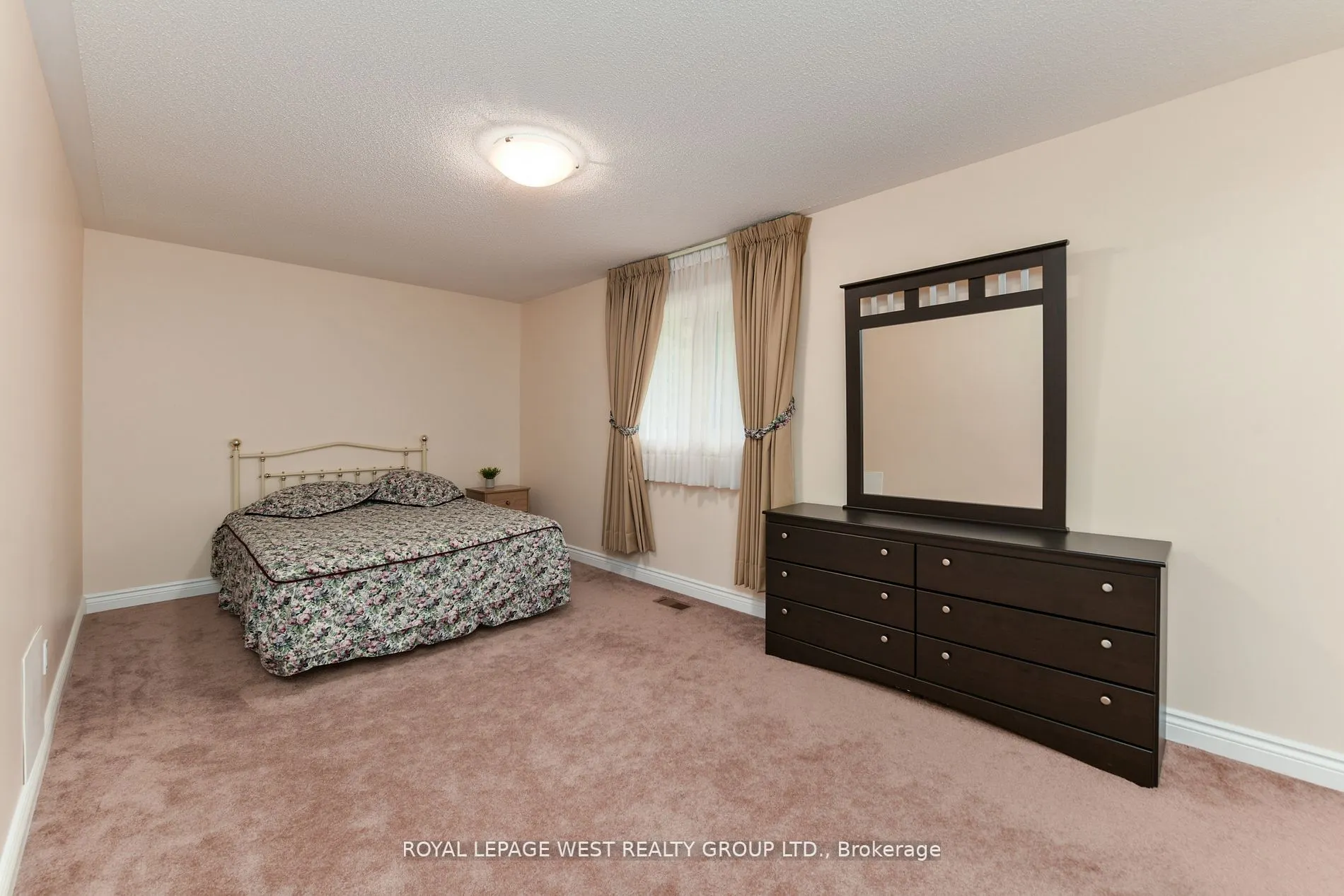 1745 Bridewell Court