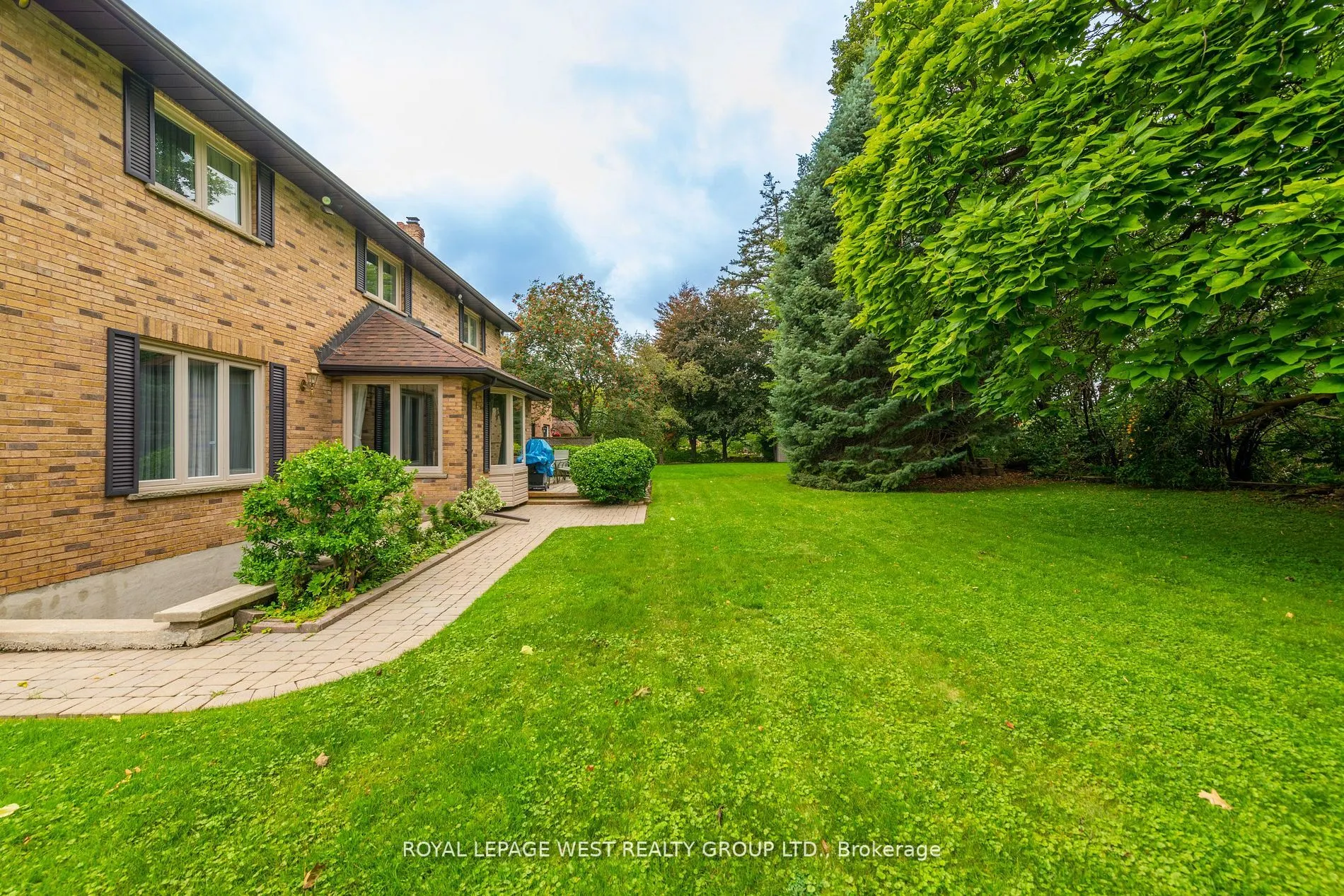 1745 Bridewell Court