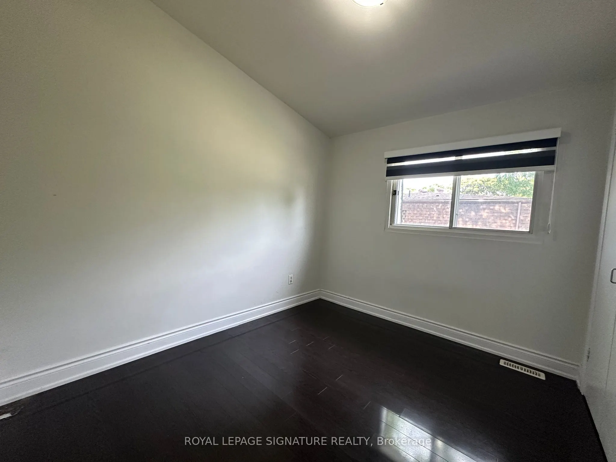 16 Litchfield Court, #115