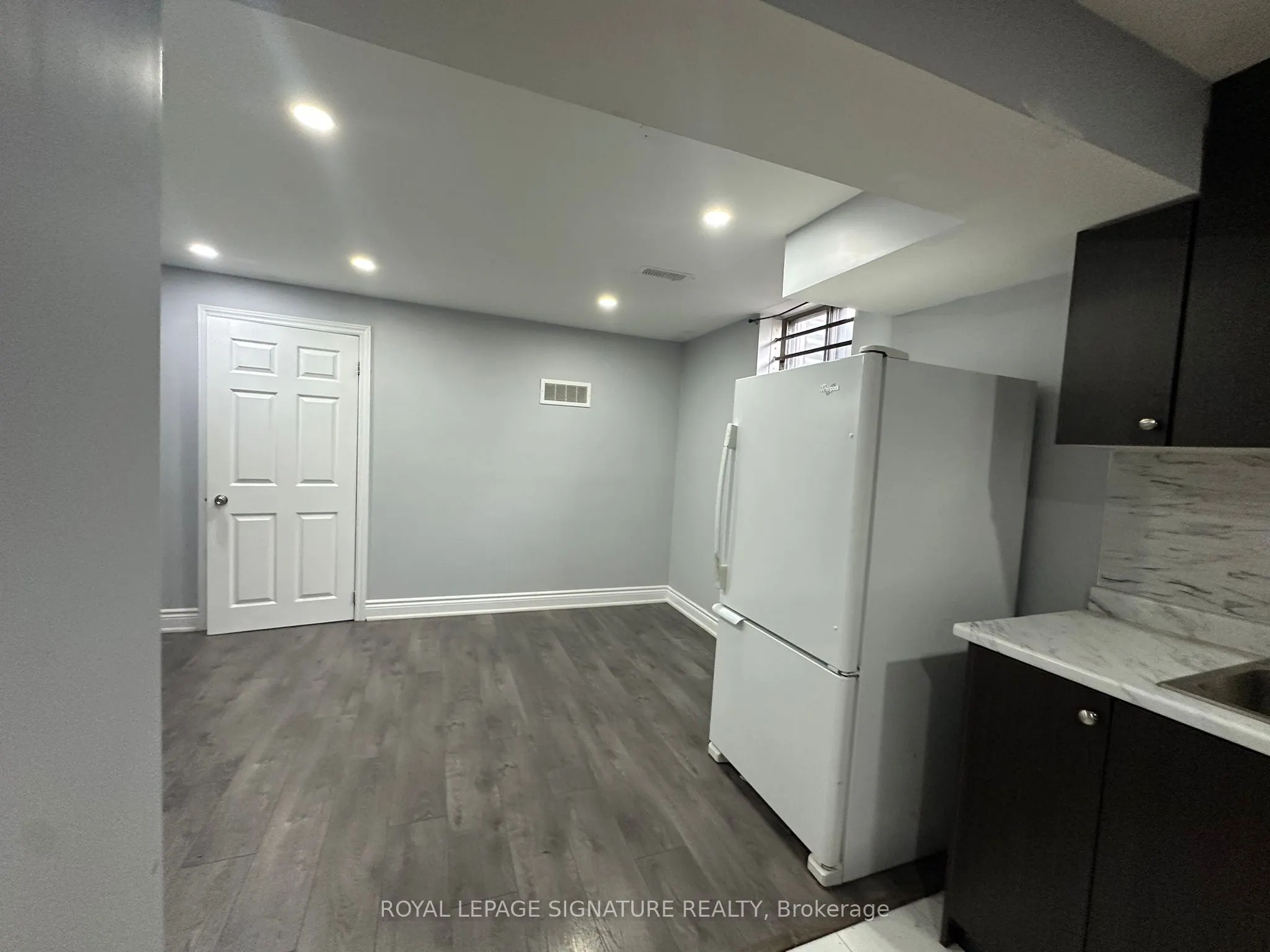 16 Litchfield Court, #115