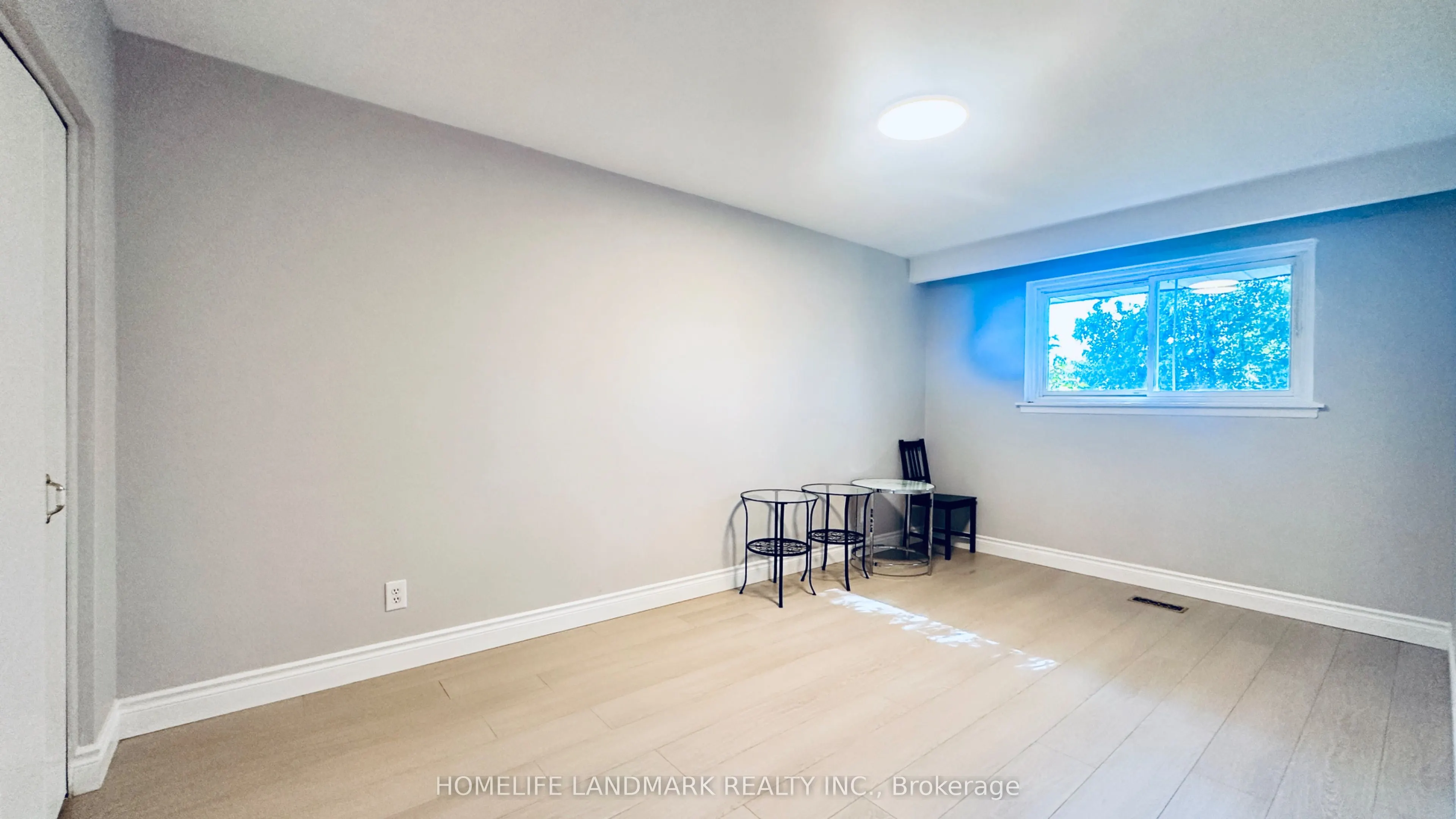 3463 Orion Crescent
