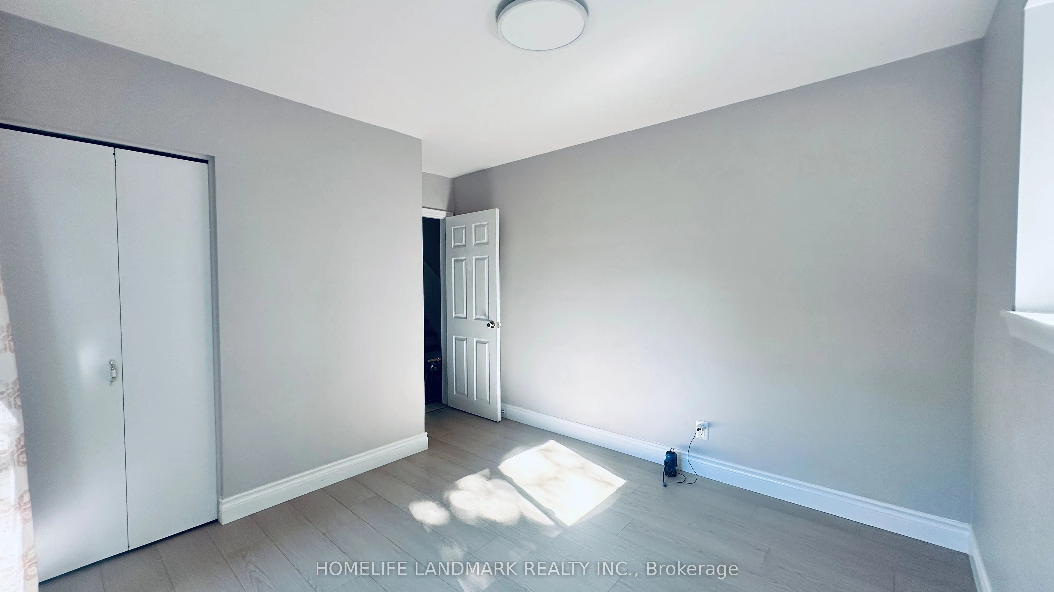 3463 Orion Crescent