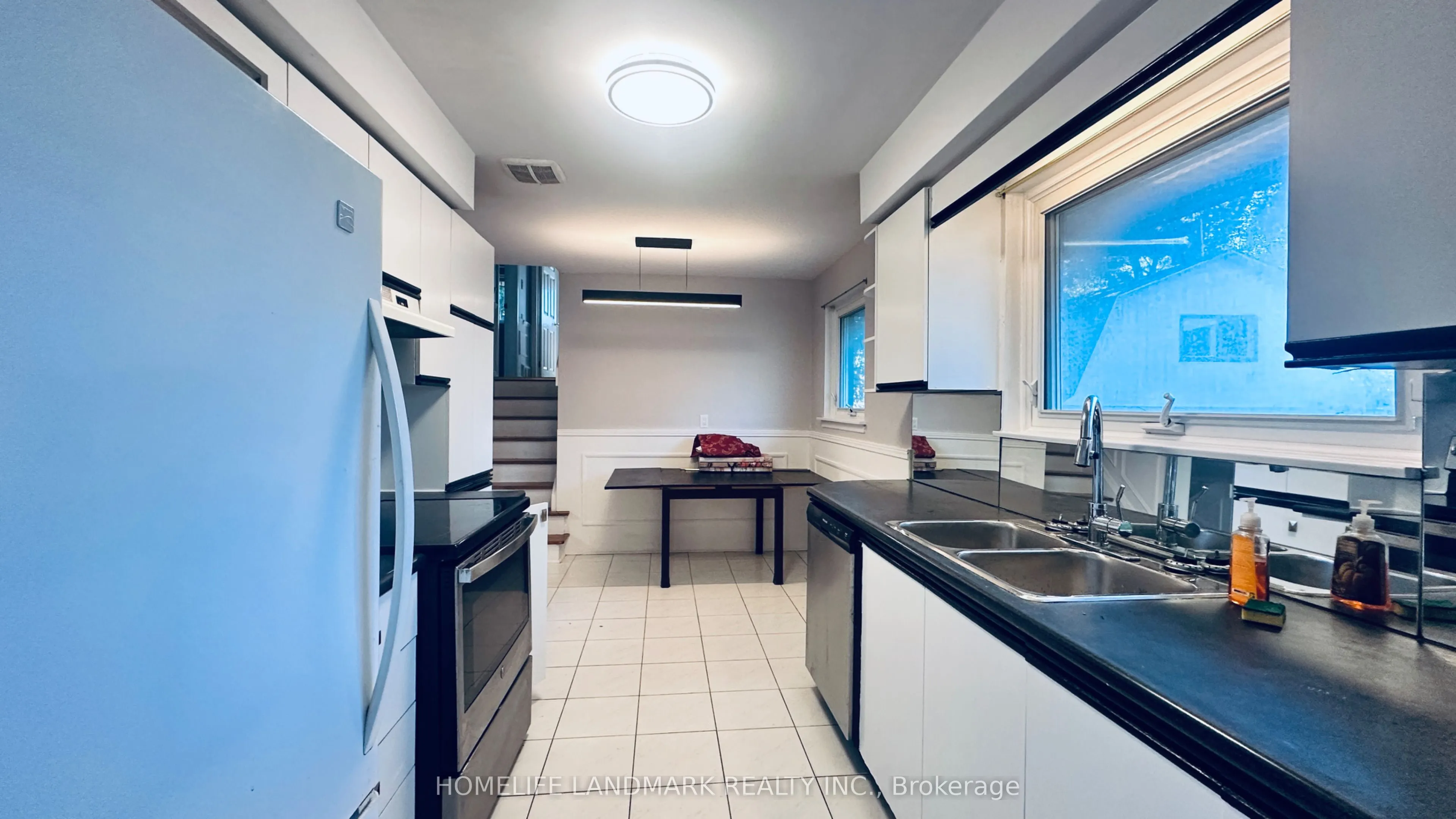 3463 Orion Crescent