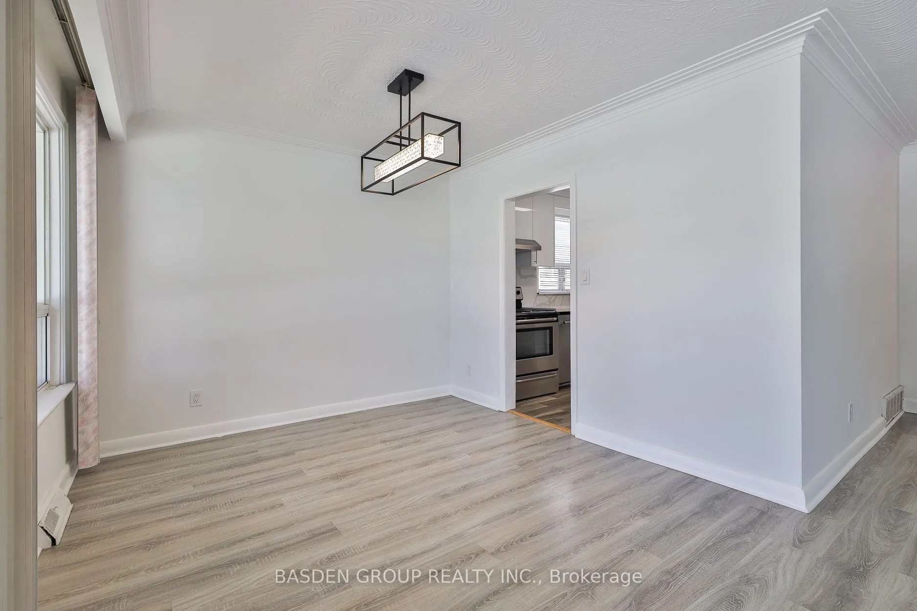 42 Bridgenorth Crescent